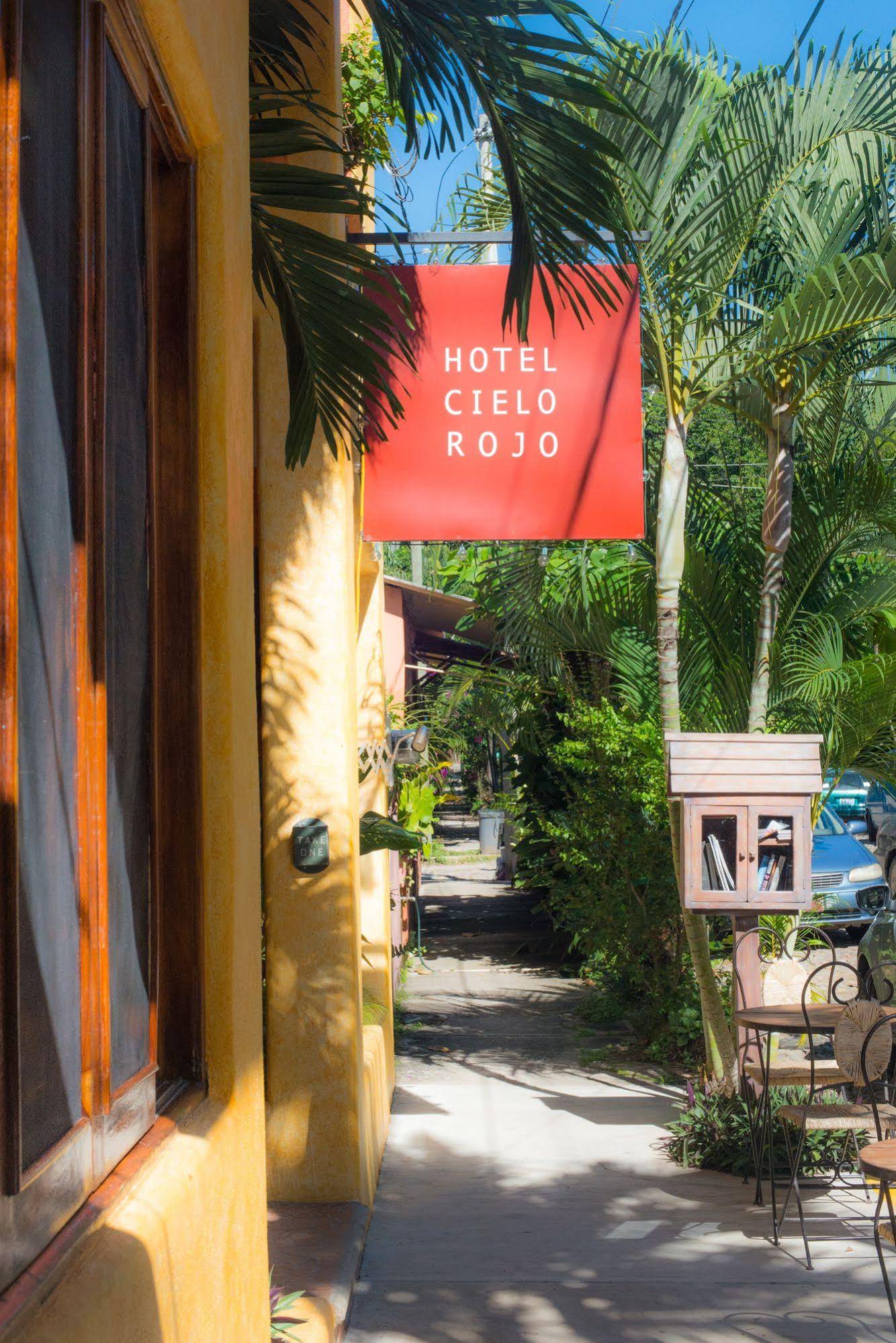 Hotel Cielo Rojo