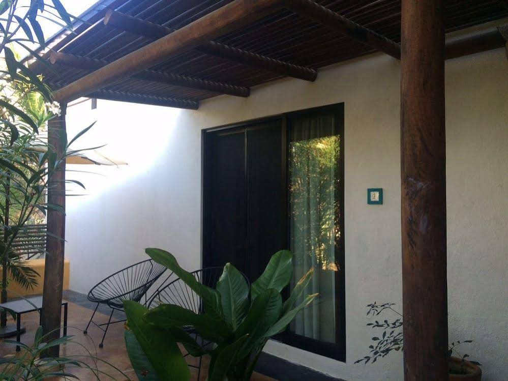 Manta Raya Hotel