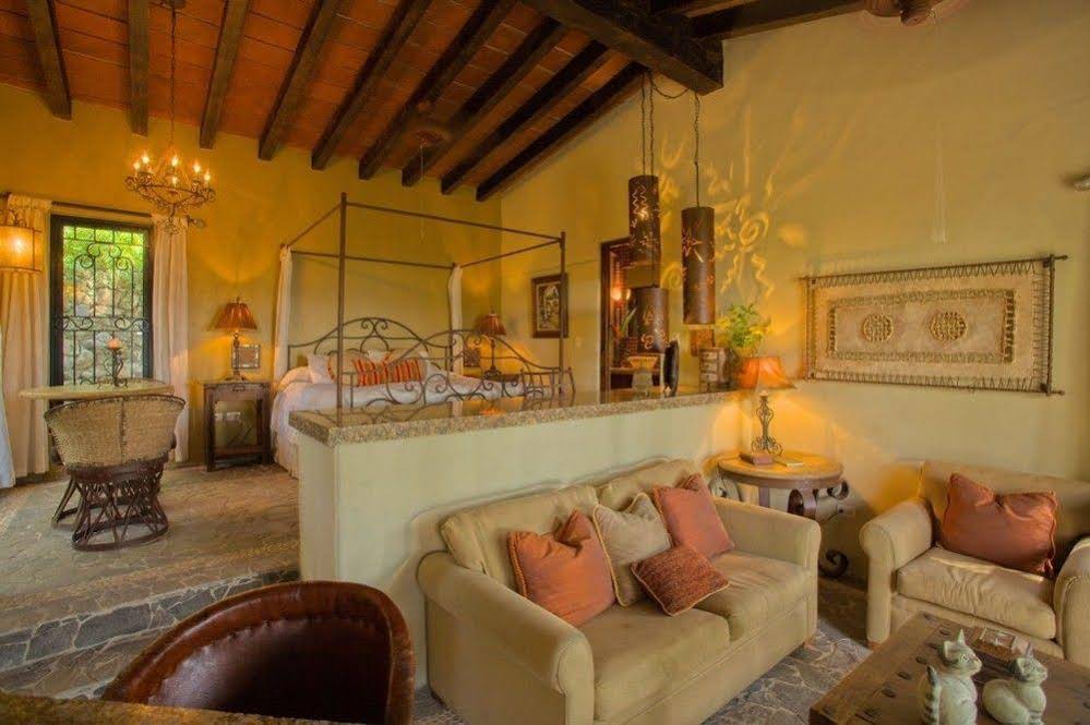 Casa Kestos Estate