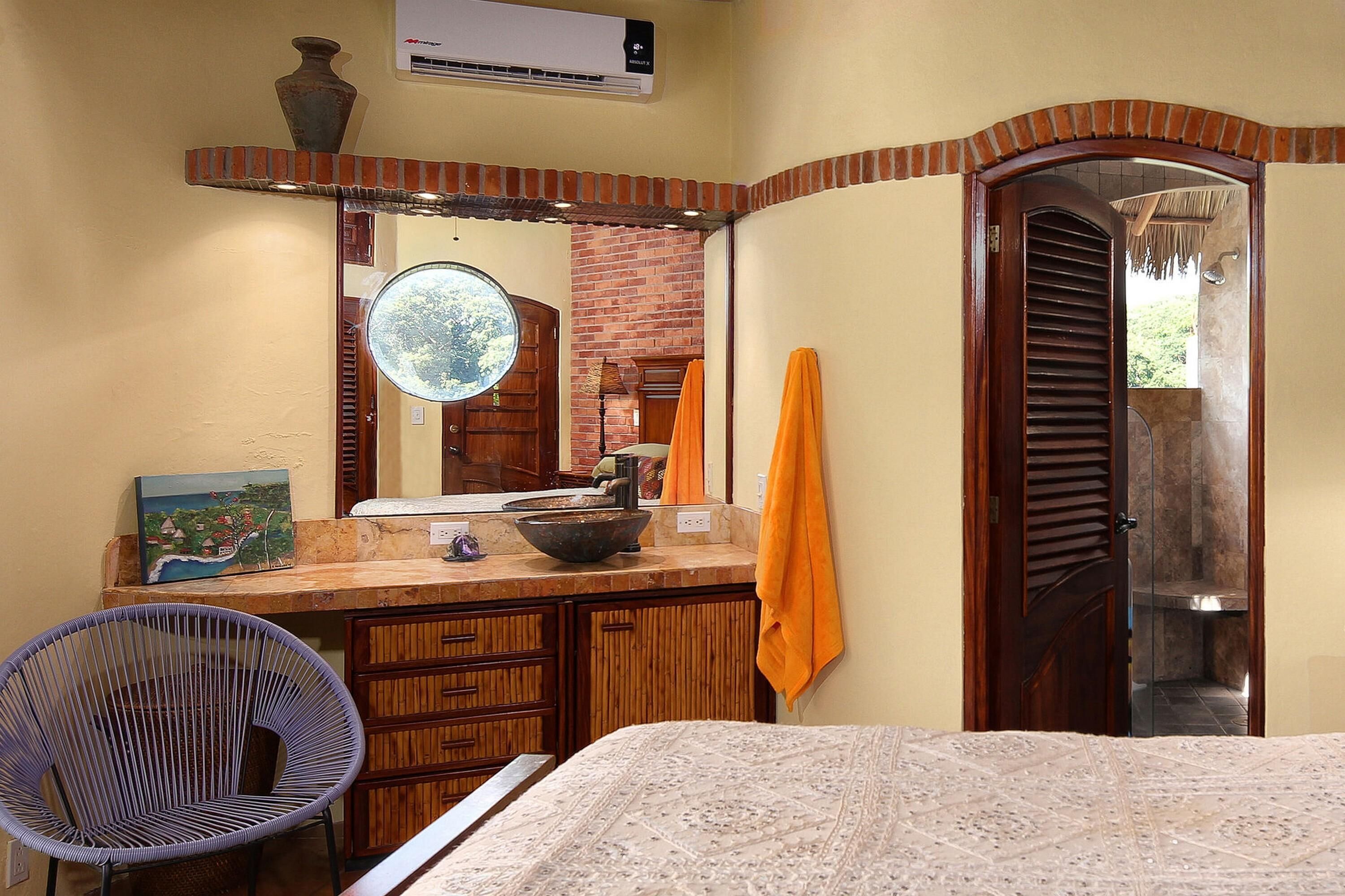 Casita Cocoon 1BR by Casago