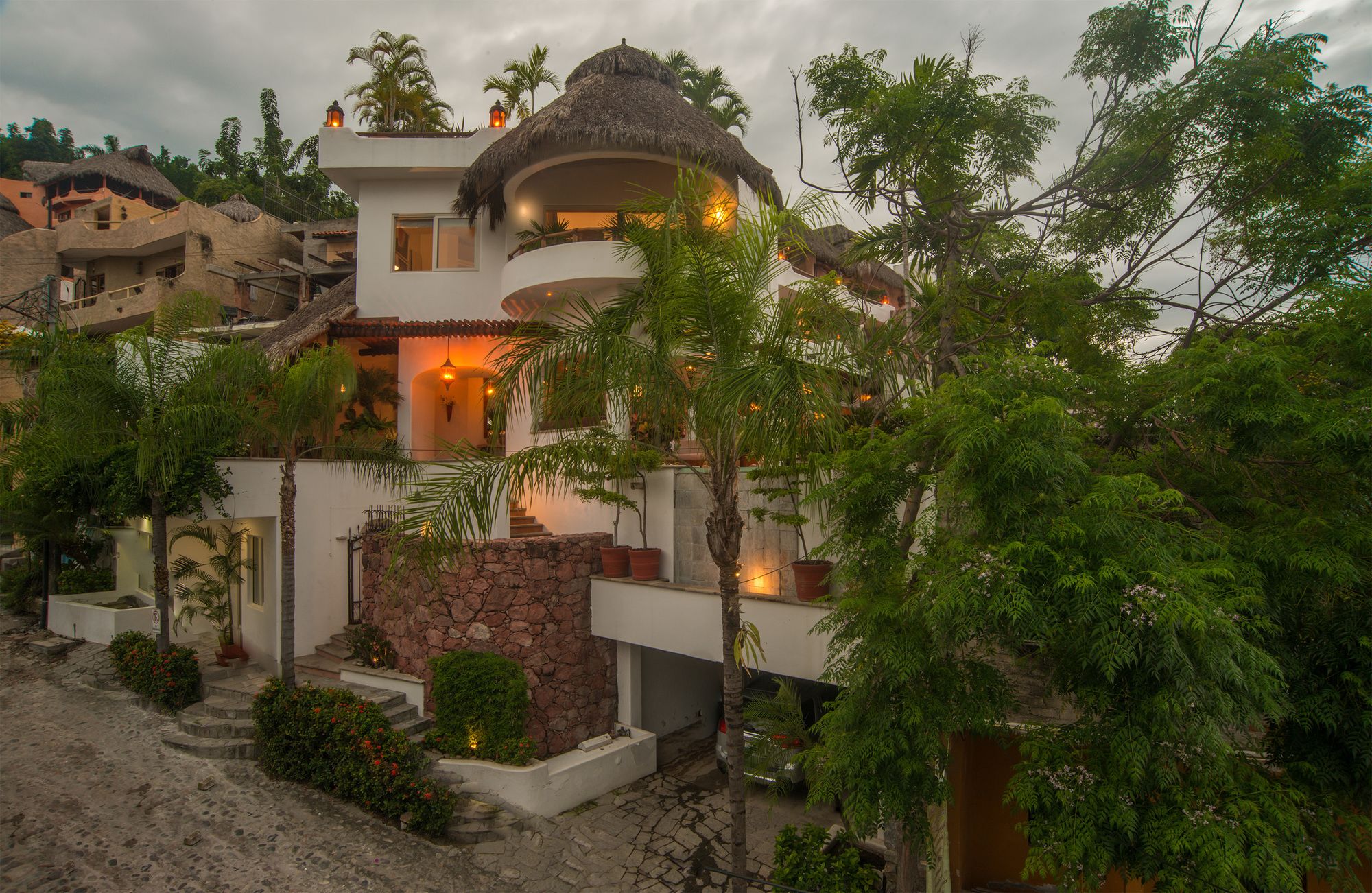 Mi Otra Casa