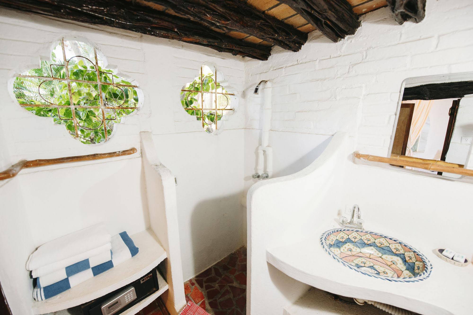 Sayulita Beach House Hotel