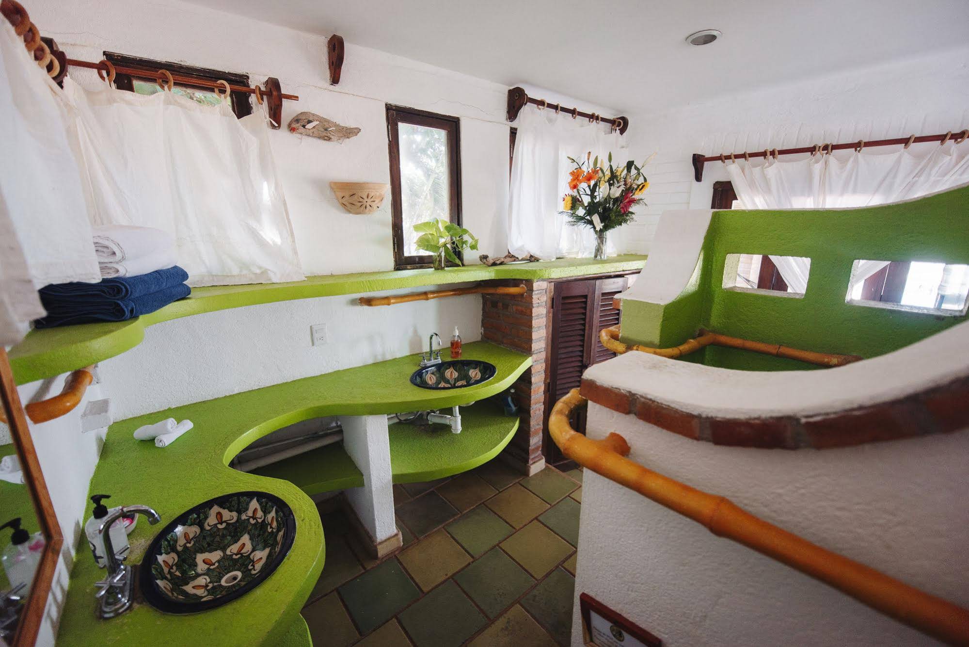 Sayulita Beach House Hotel