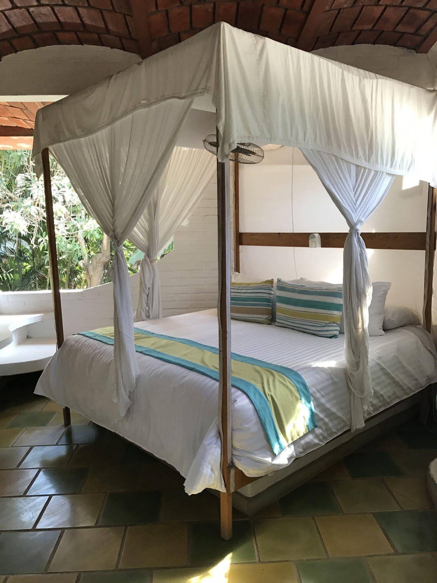 Sayulita Beach House Hotel
