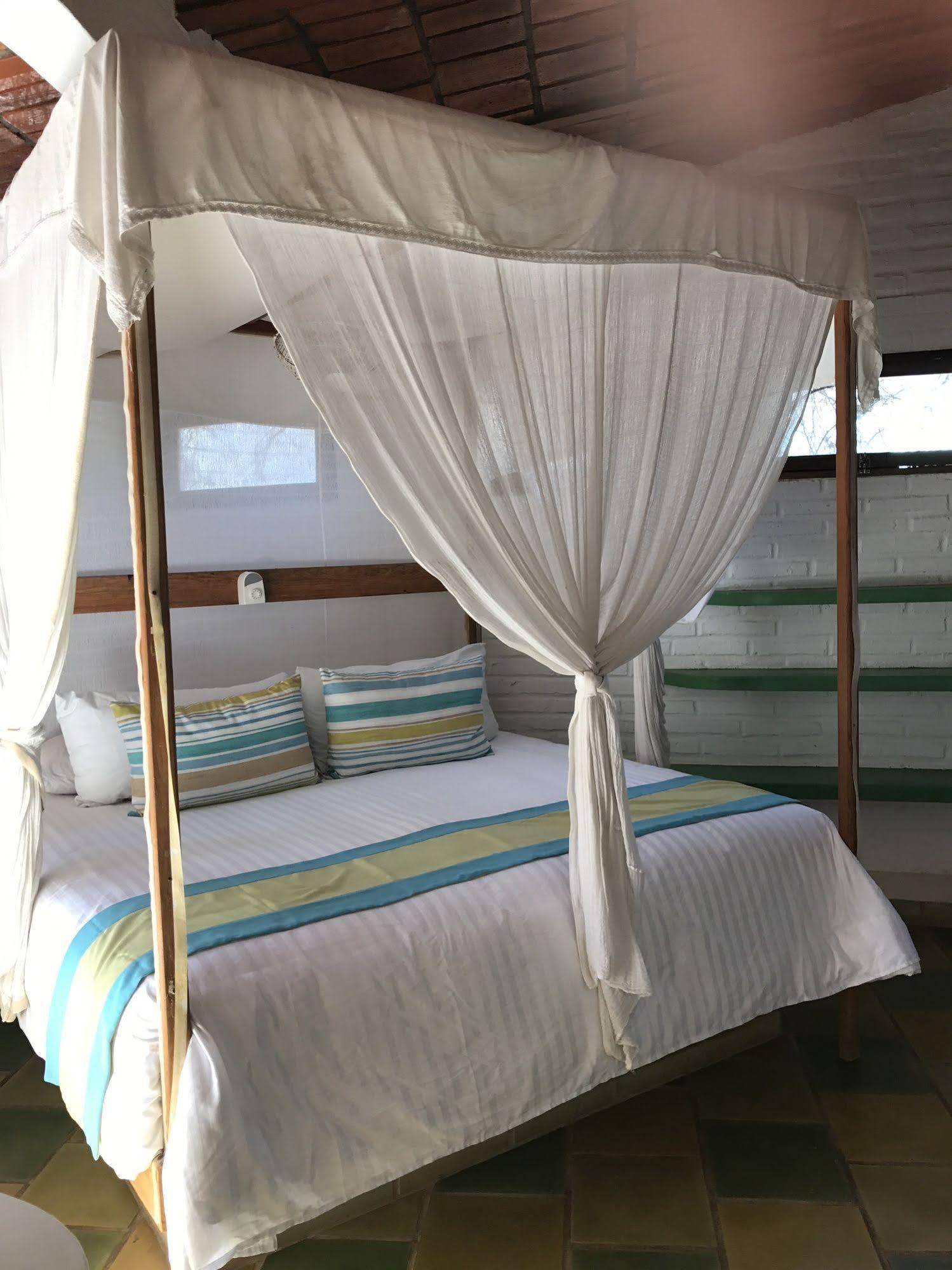 Sayulita Beach House Hotel