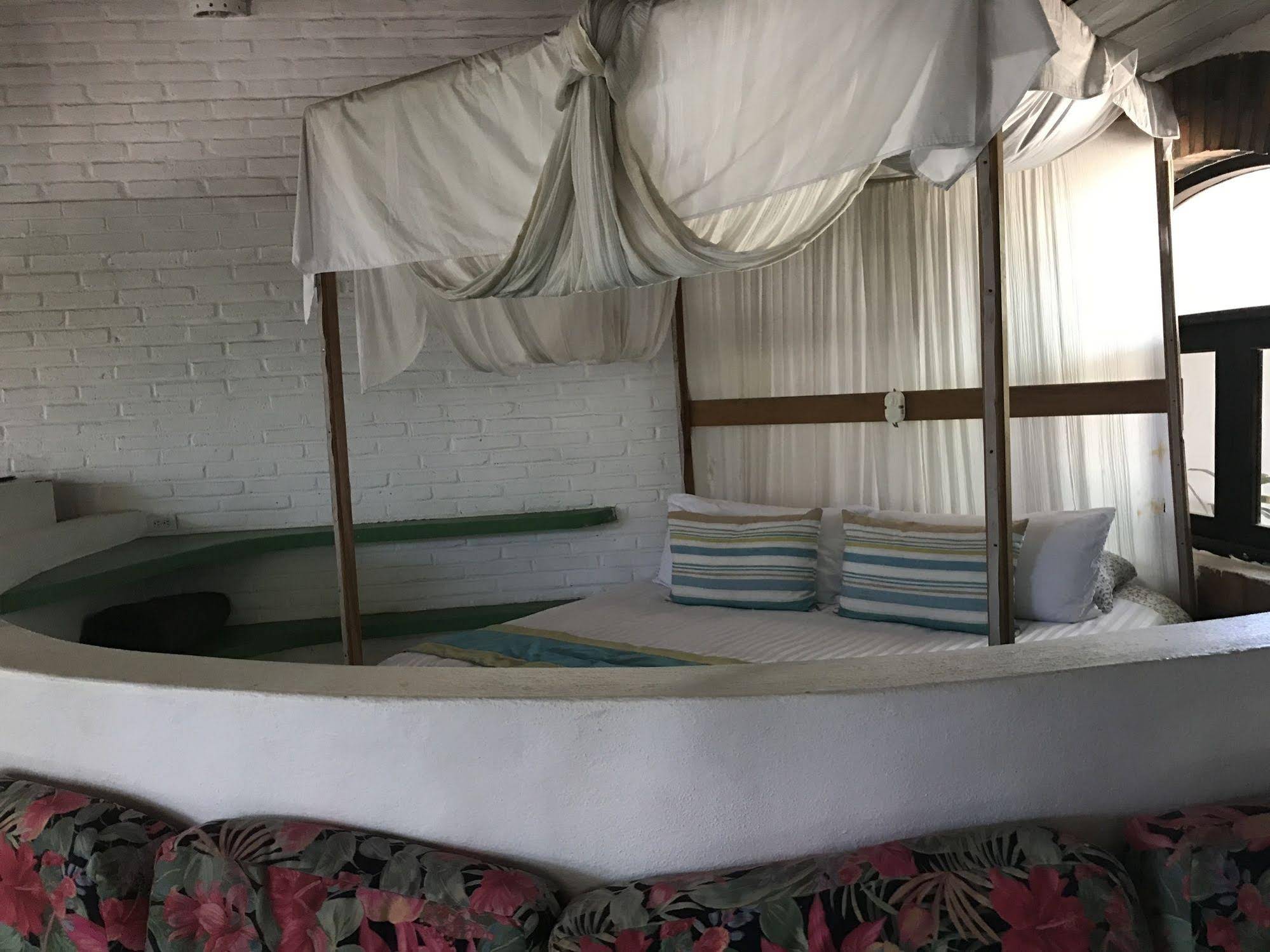 Sayulita Beach House Hotel