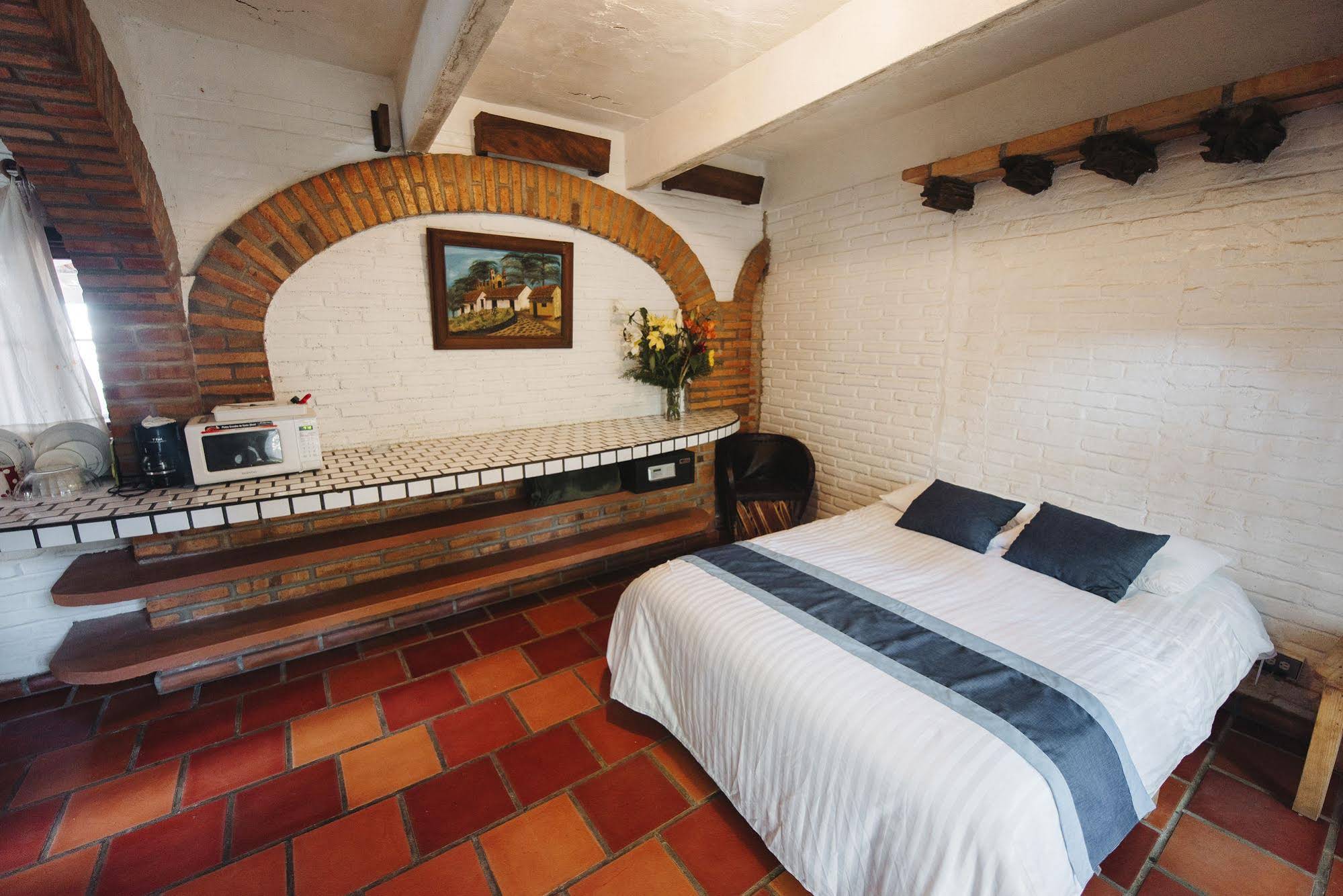 Sayulita Beach House Hotel