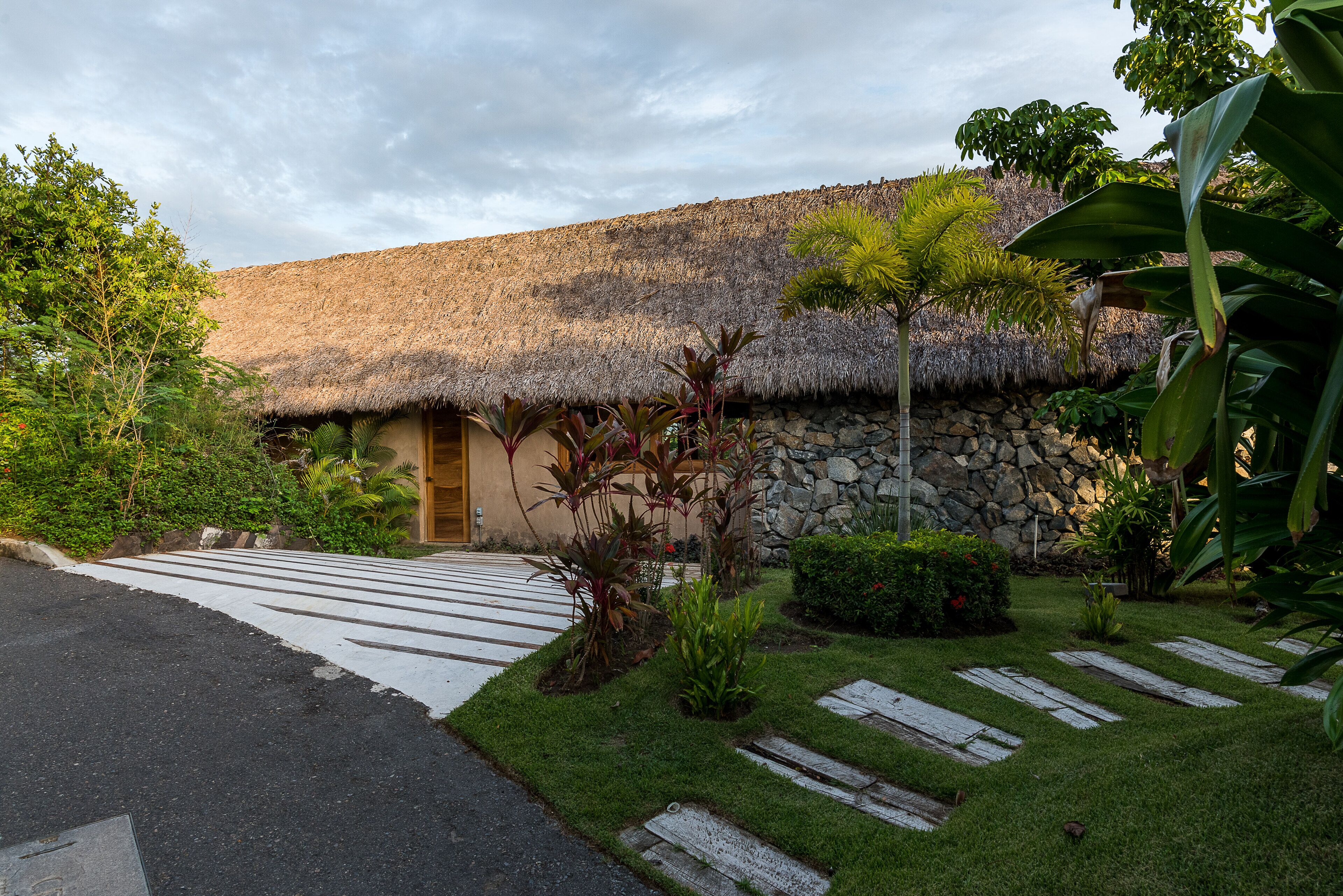 Tokipa at Punta Sayulita