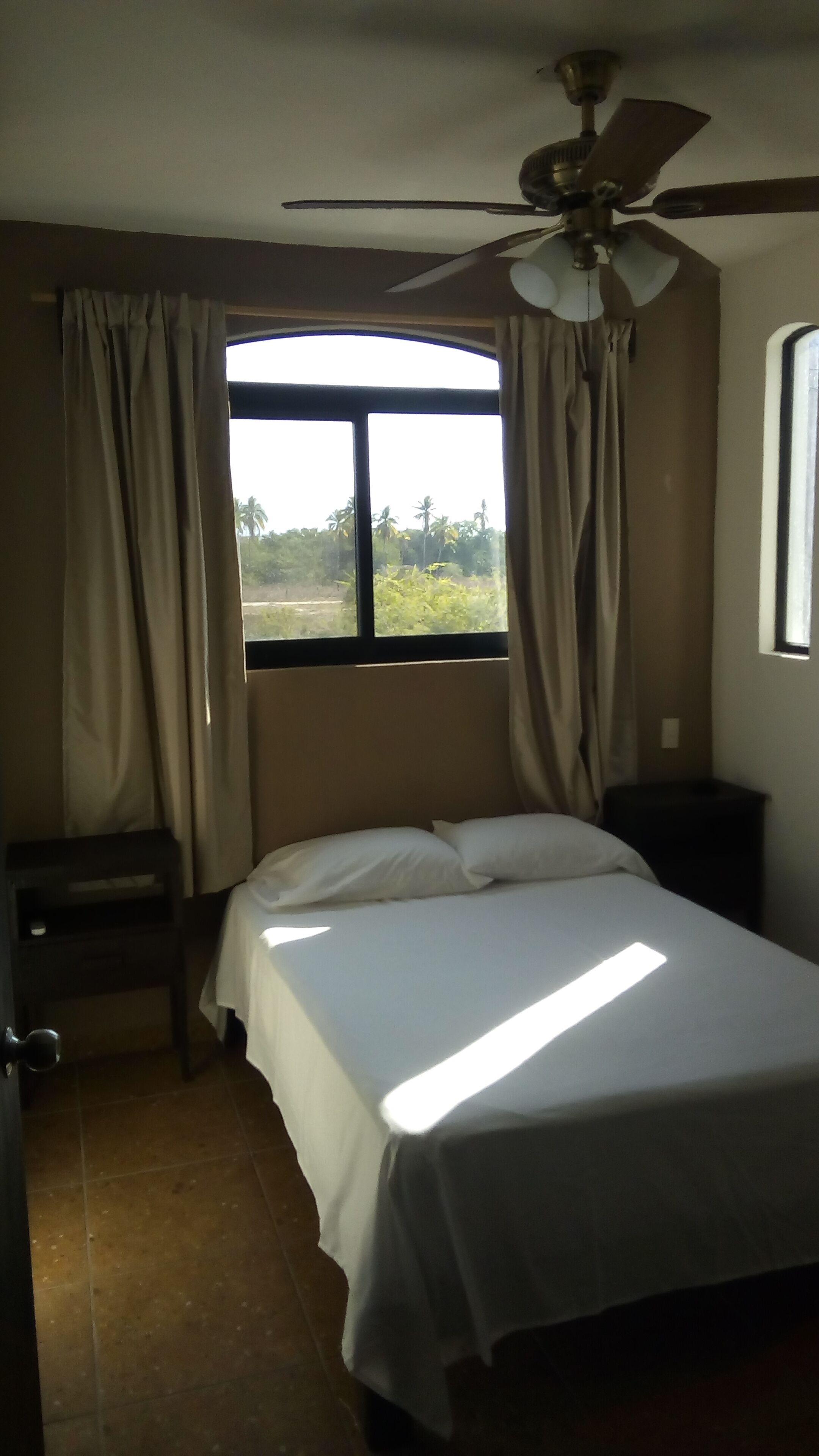 Zanatown Bungaloos