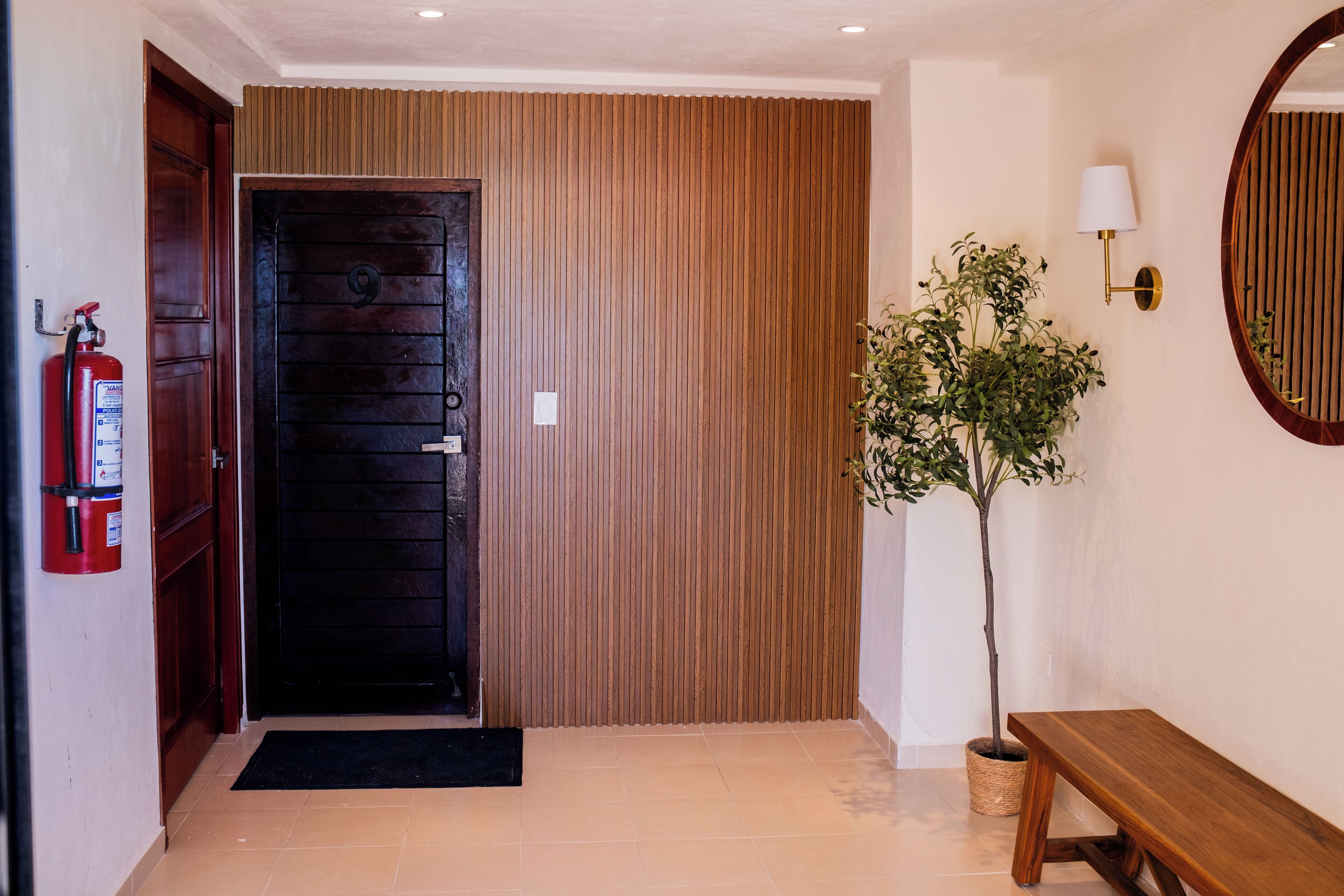 Chichis and Charlies