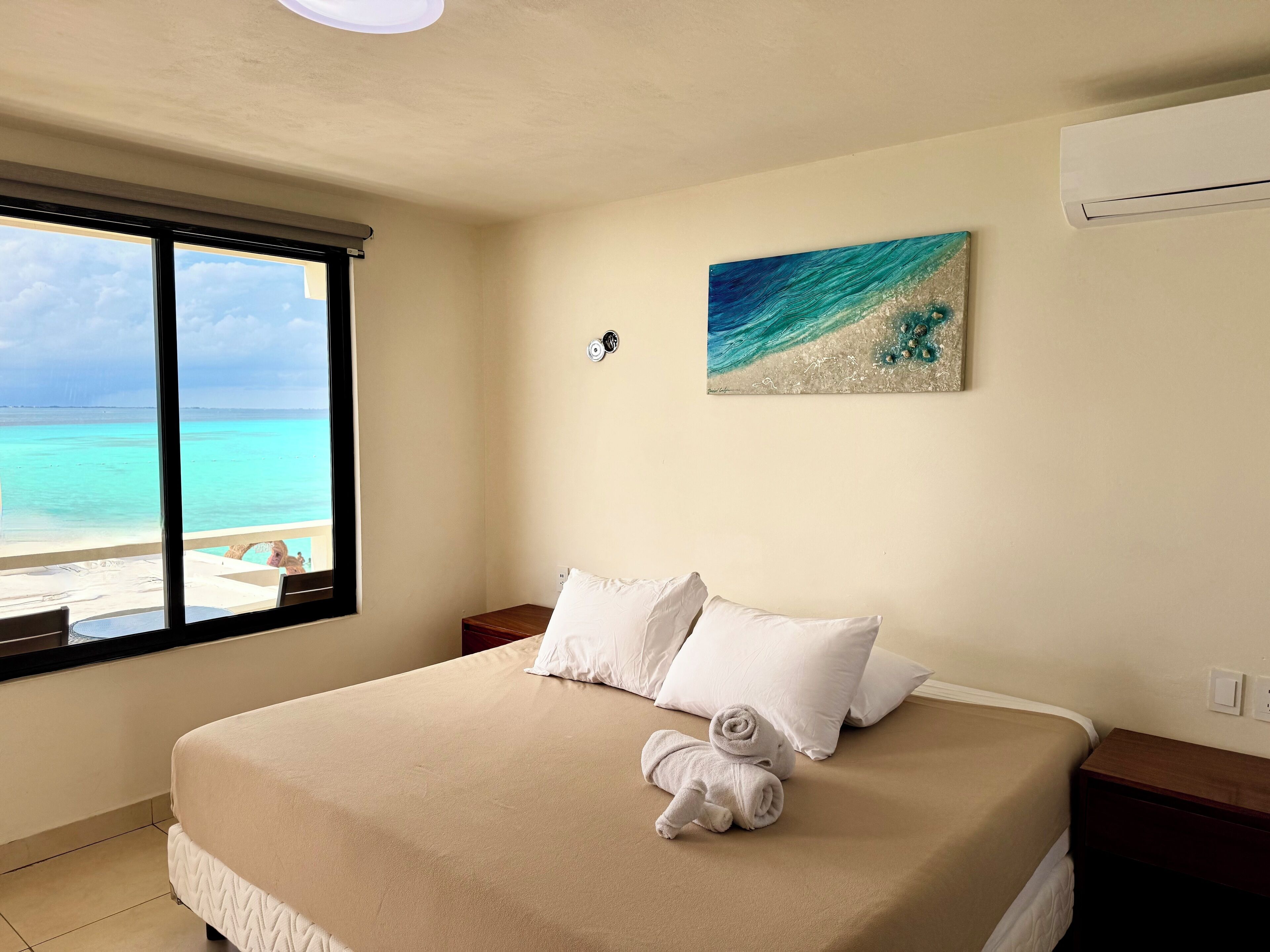 Chichis and Charlies