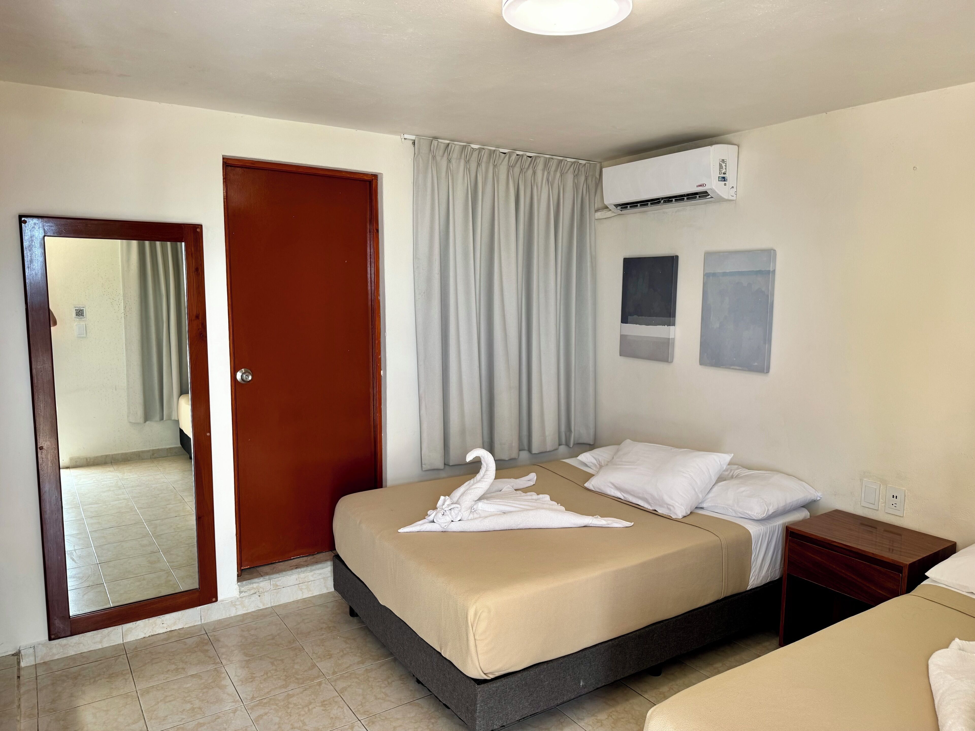 Chichis and Charlies