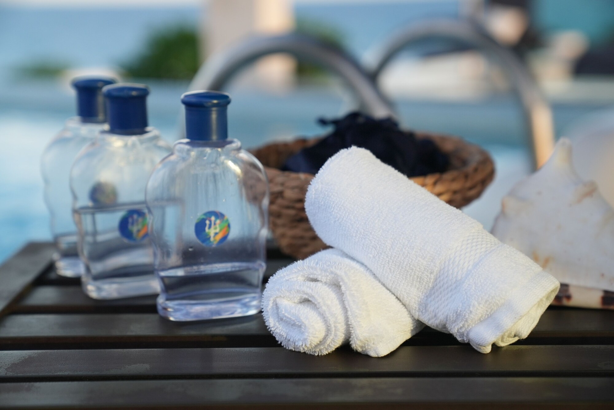 Deep Blue Isla Resort