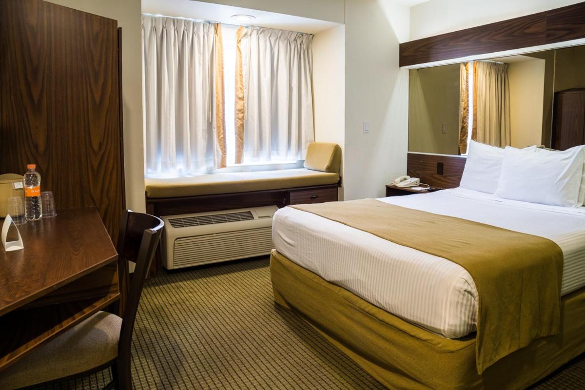 Microtel Inn & Suites by Wyndham Ciudad Juarez/US Consulate
