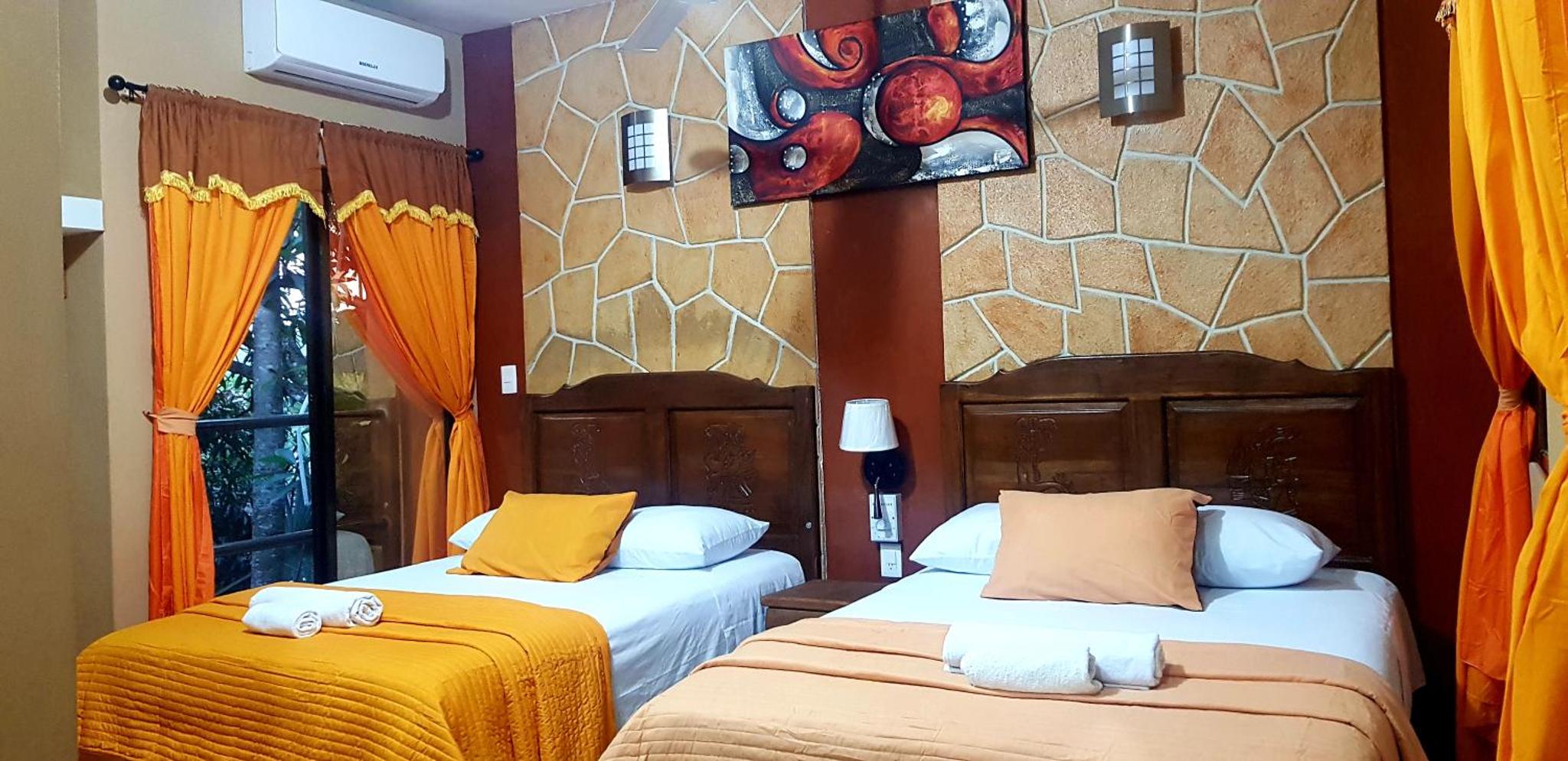 Hotel Mayahau