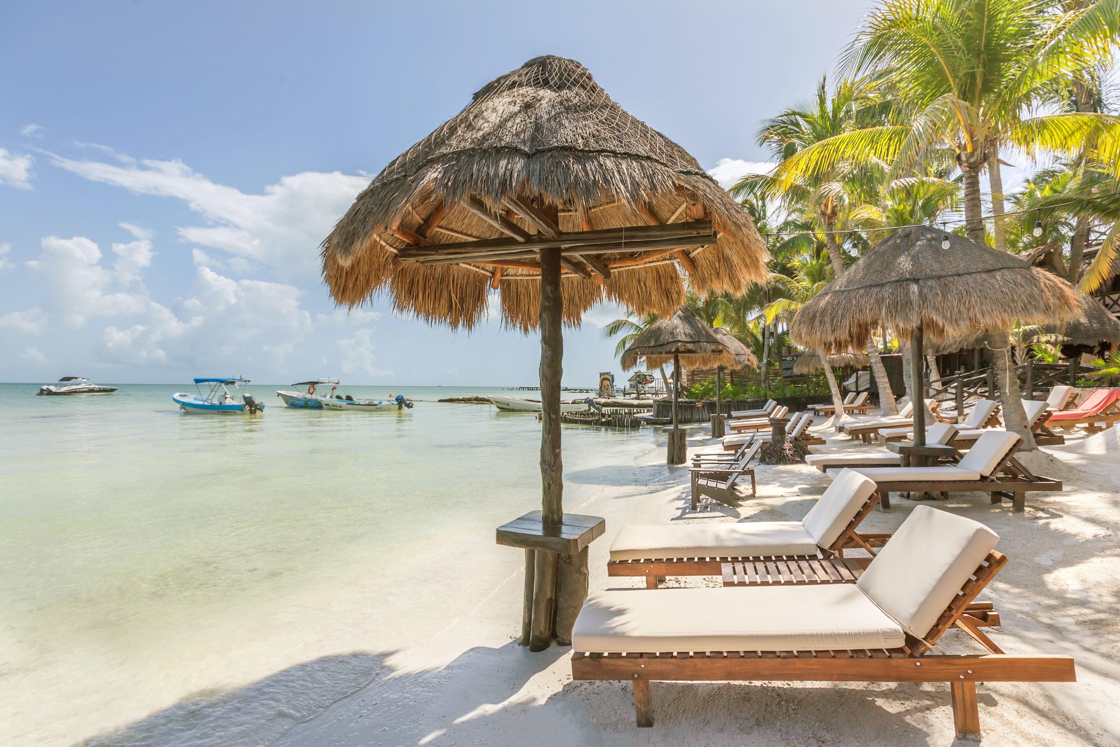 Beachfront Hotel La Palapa
