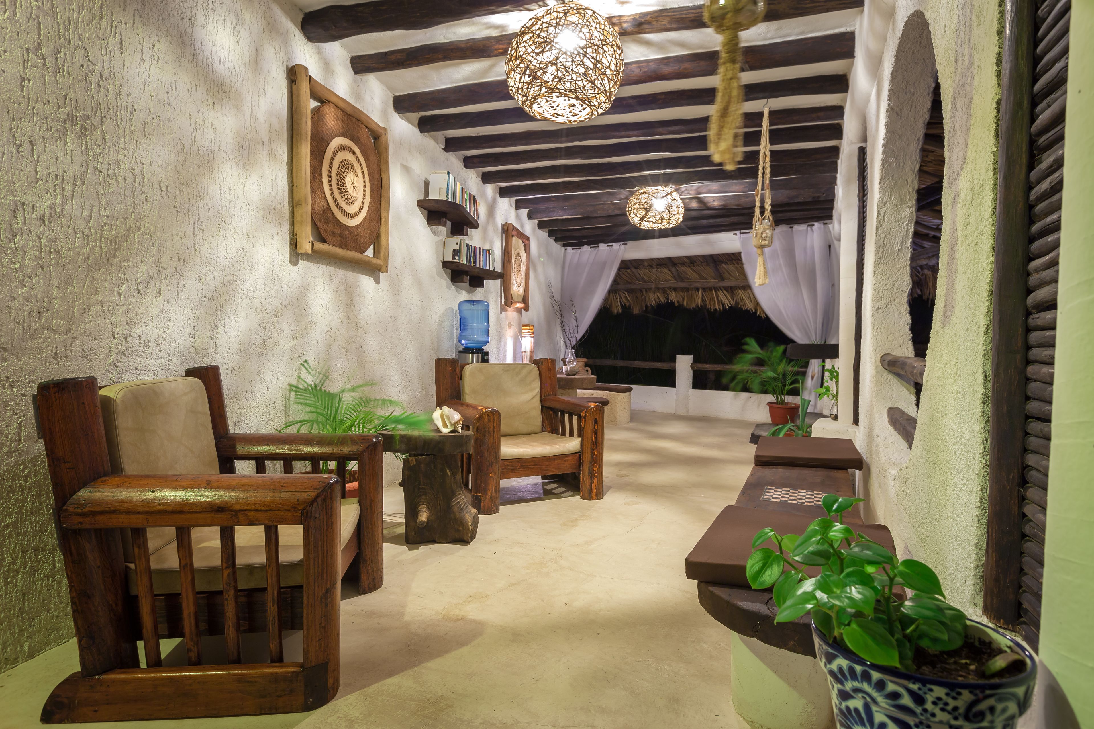 Beachfront Hotel La Palapa