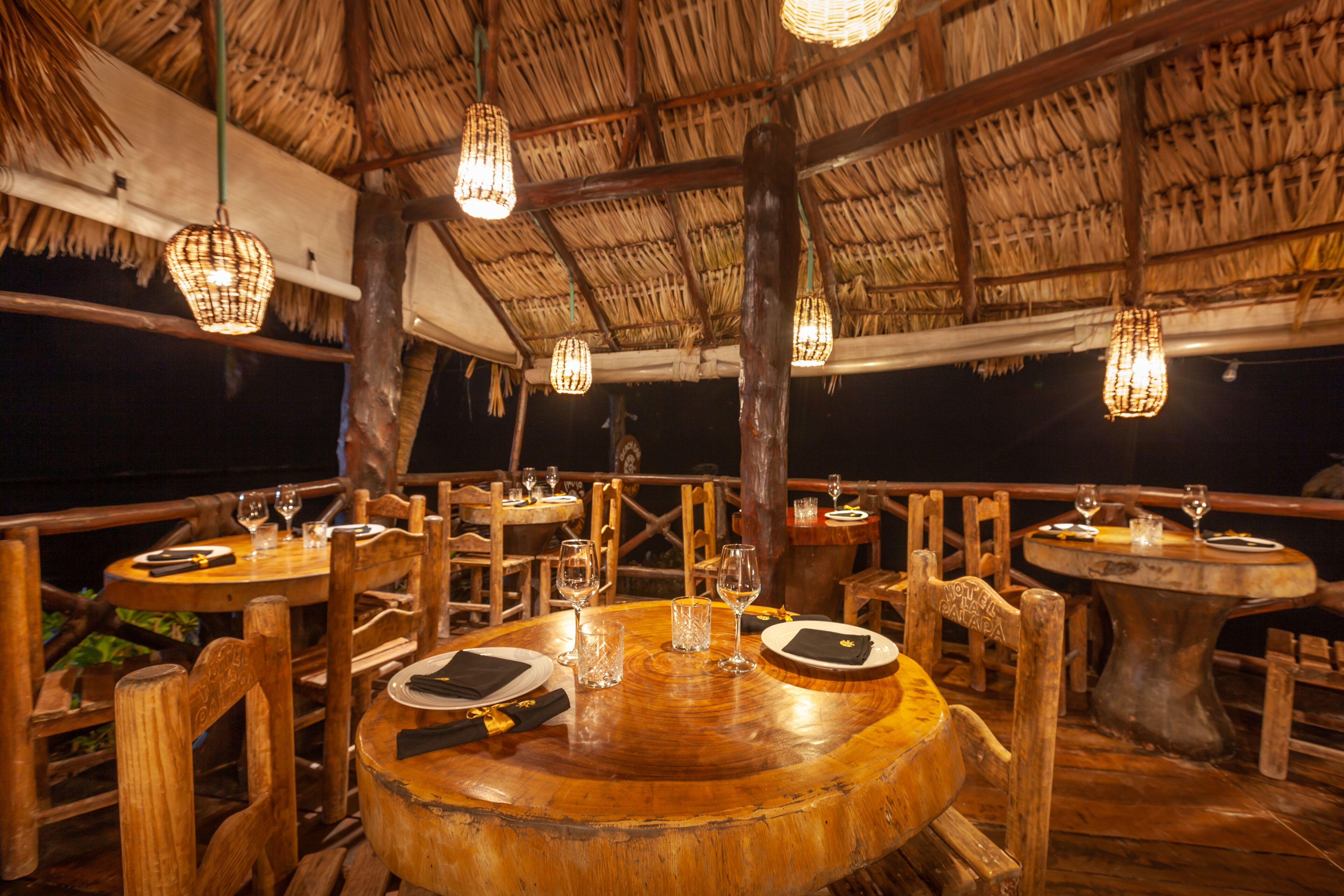 Beachfront Hotel La Palapa