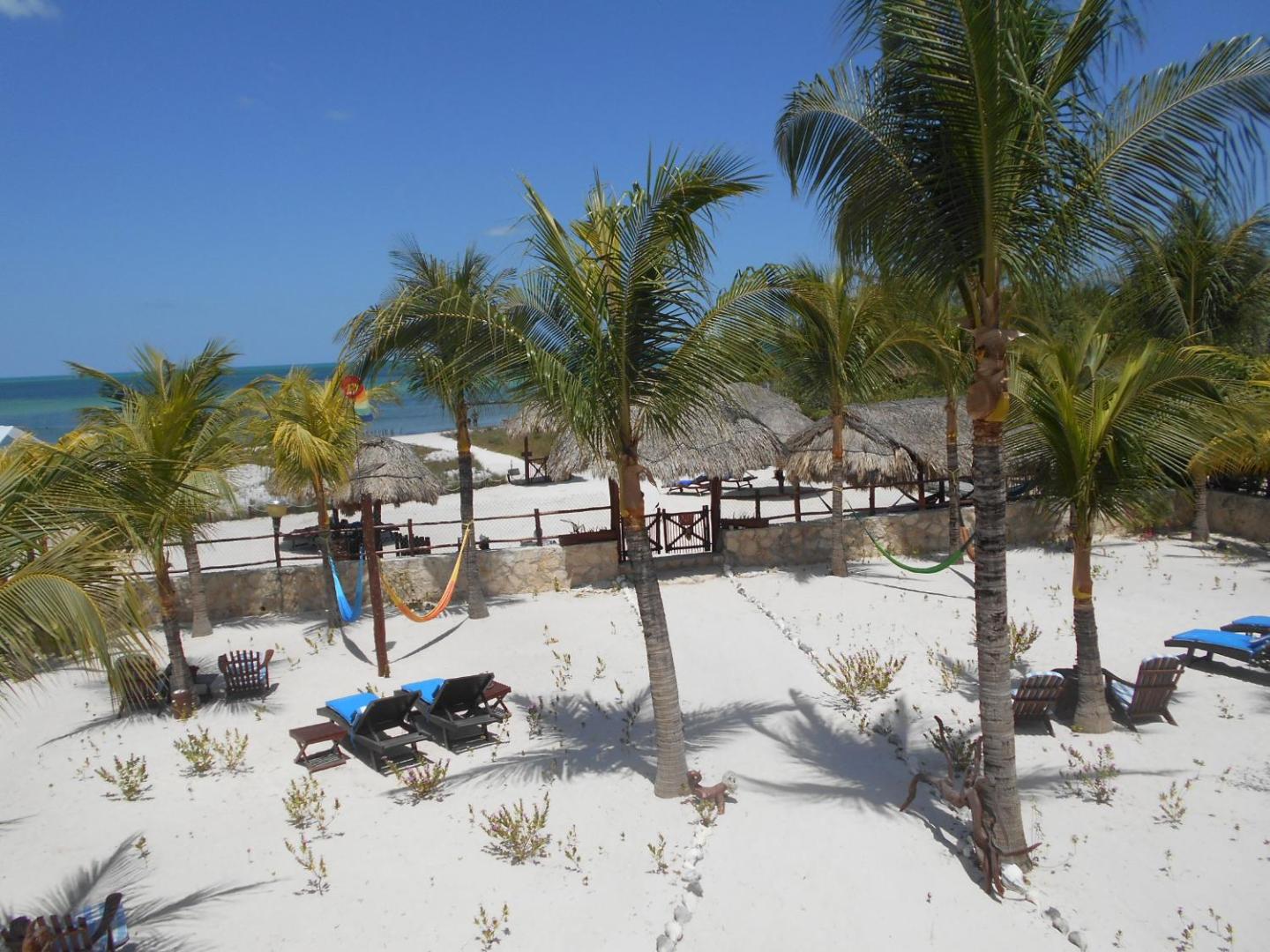 Holbox Apartments