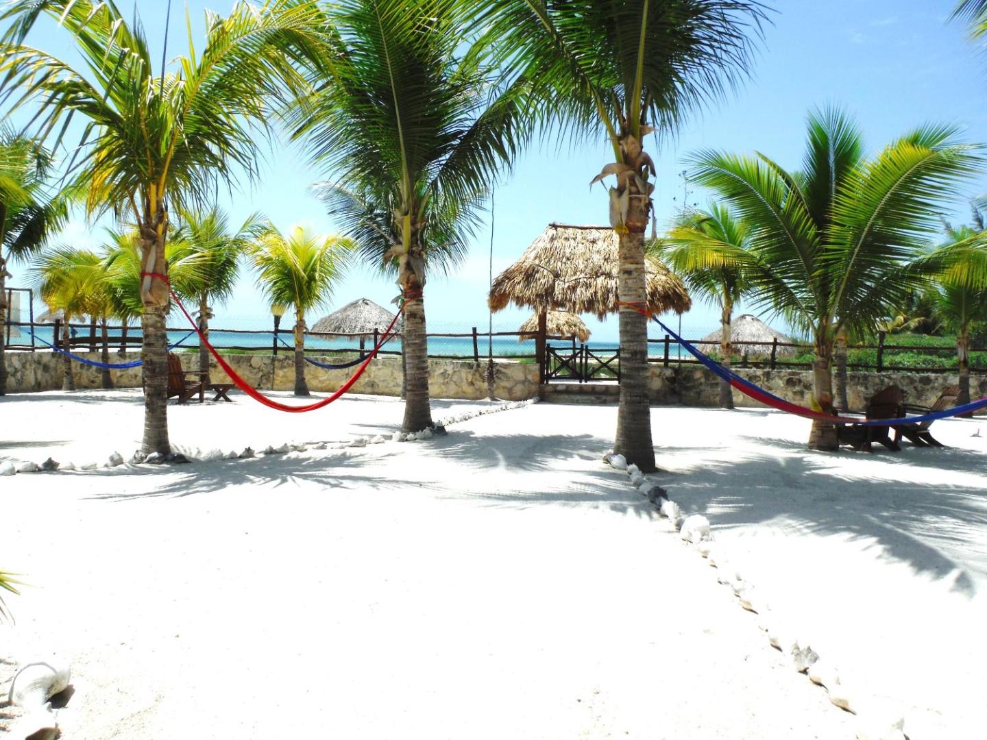 Holbox Apartments