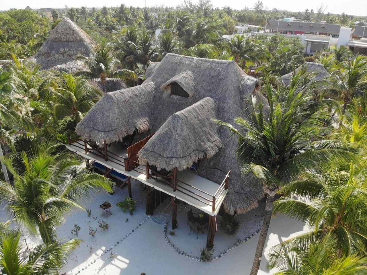 Holbox Apartments