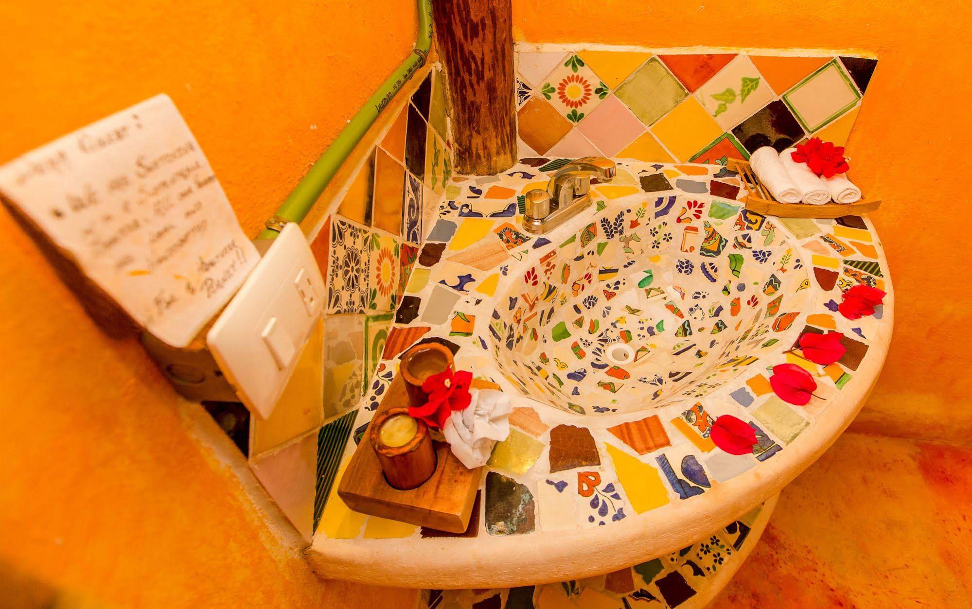 Holbox Hostel & Cabanas Ida y Vuelta Camping