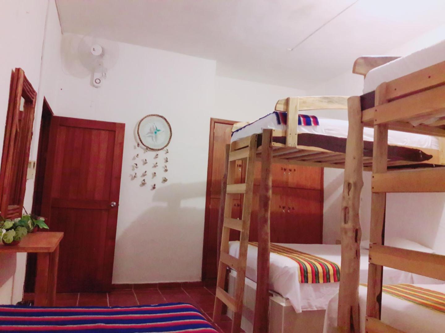 Hostel La Isla Holbox