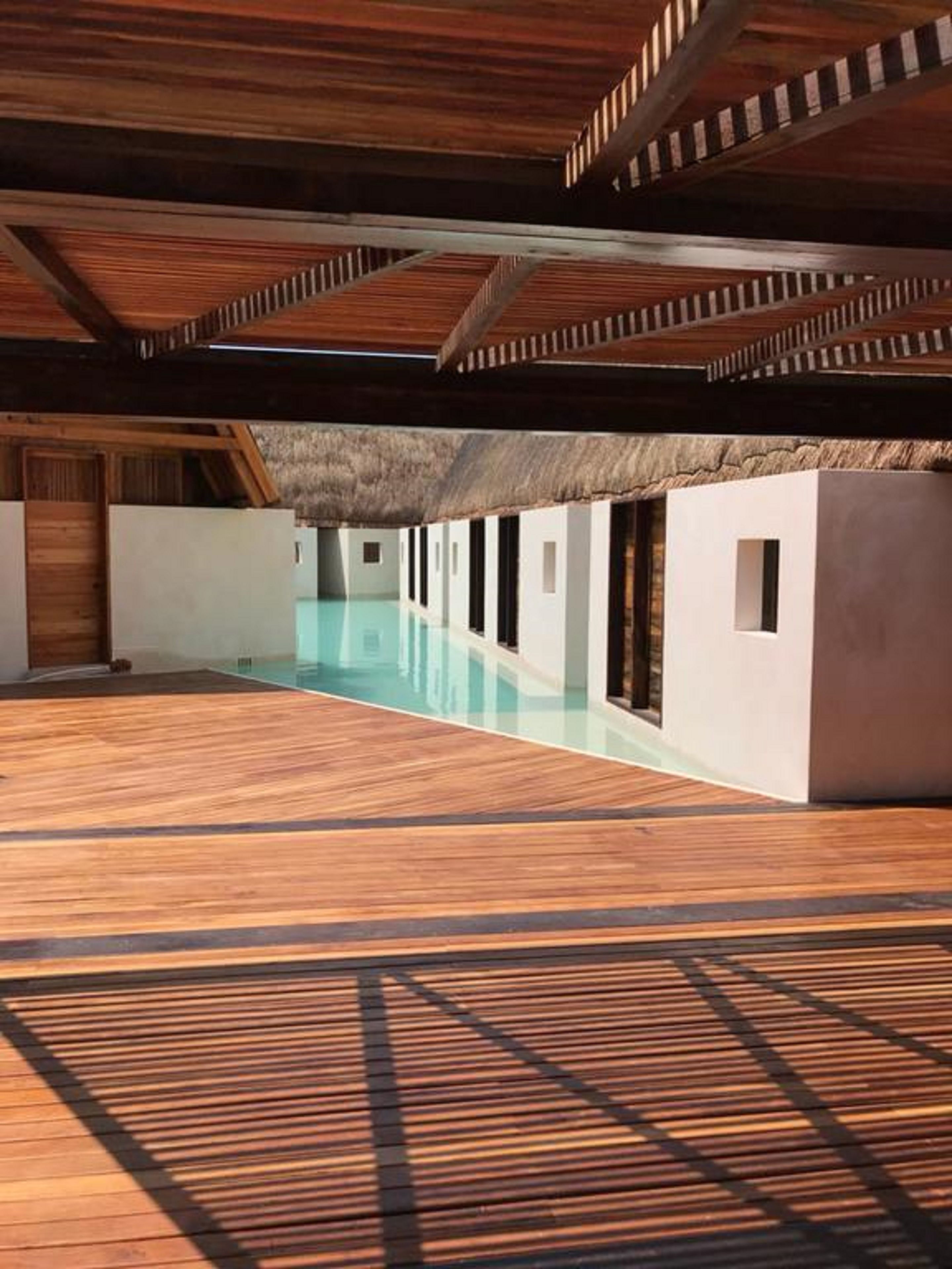Hotel Punta Caliza