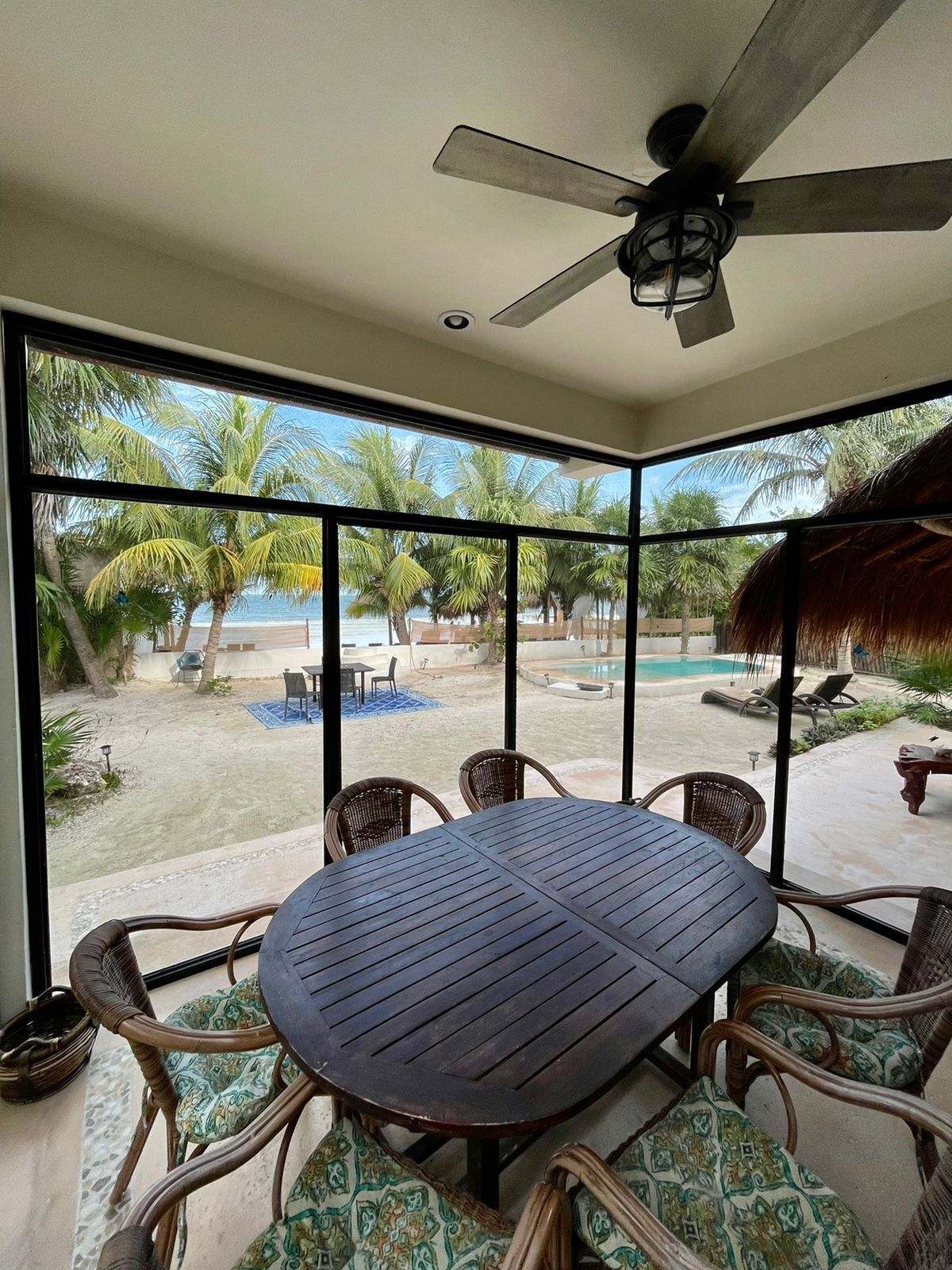 La Puerta Azul Beachfront Adults Only