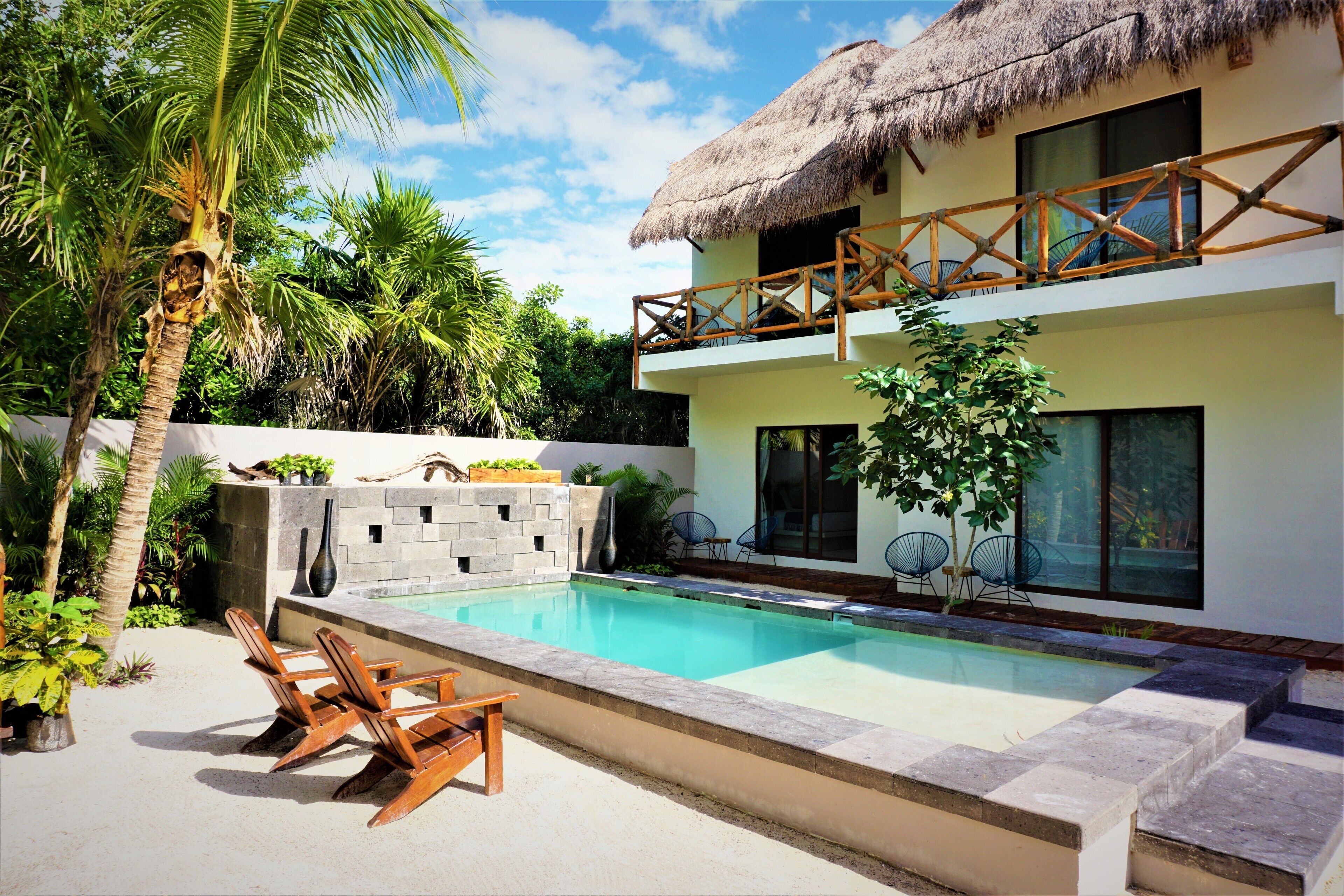 La Puerta Azul Beachfront Adults Only