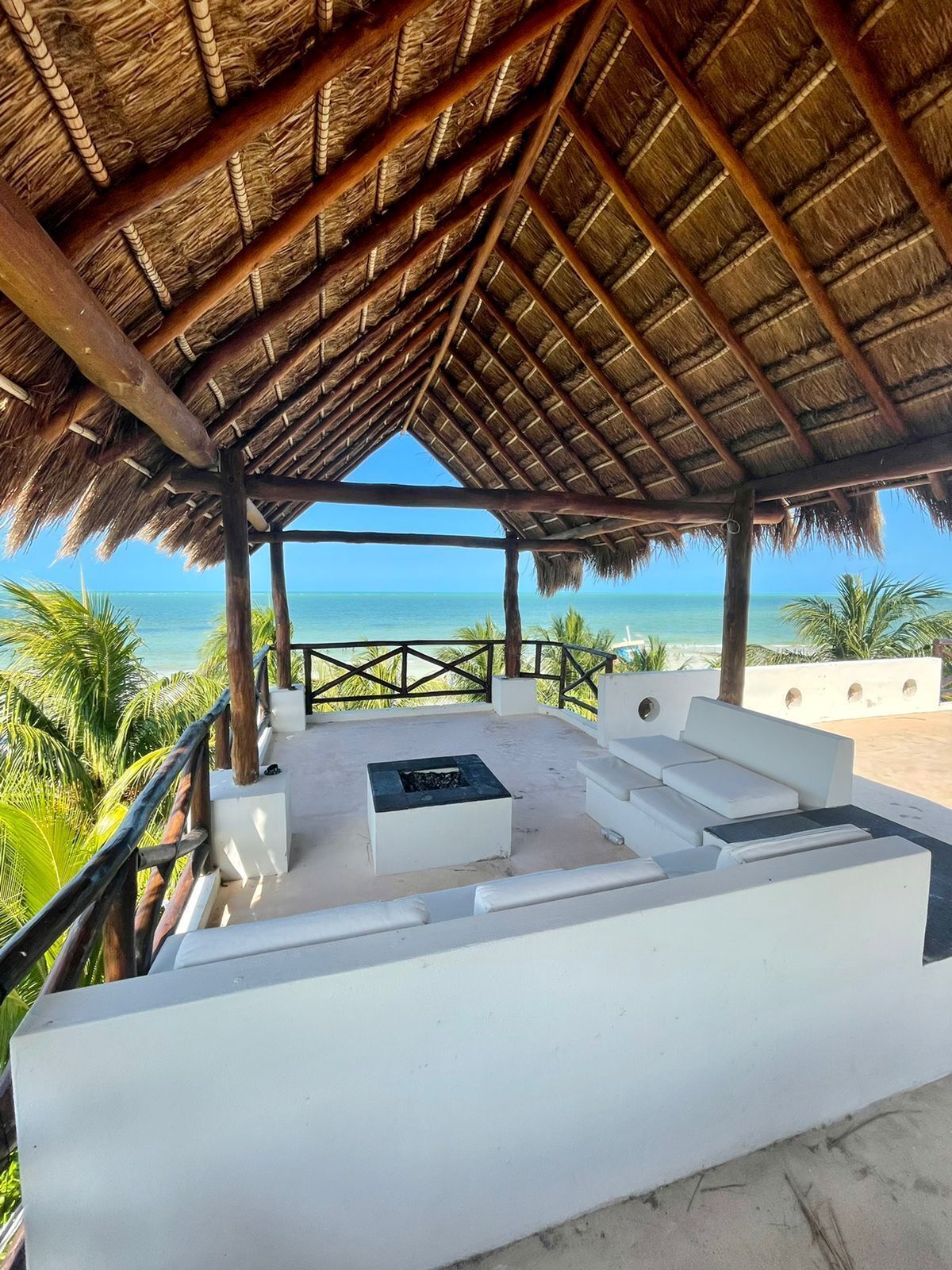 La Puerta Azul Beachfront Adults Only