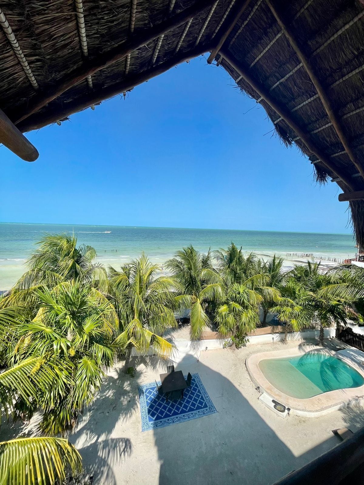 La Puerta Azul Beachfront Adults Only