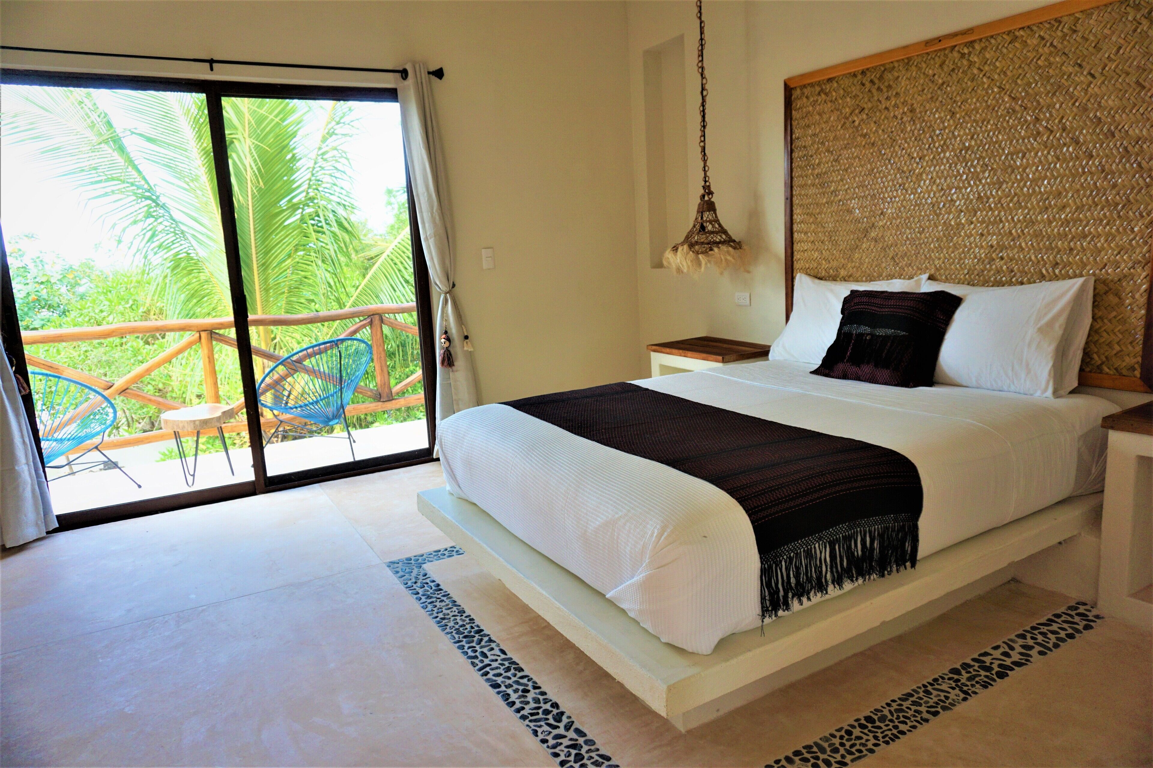 La Puerta Azul Beachfront Adults Only