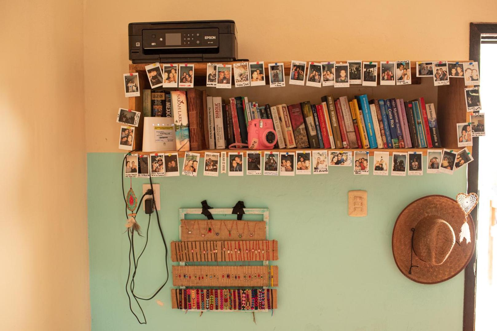 Mapache Hostel