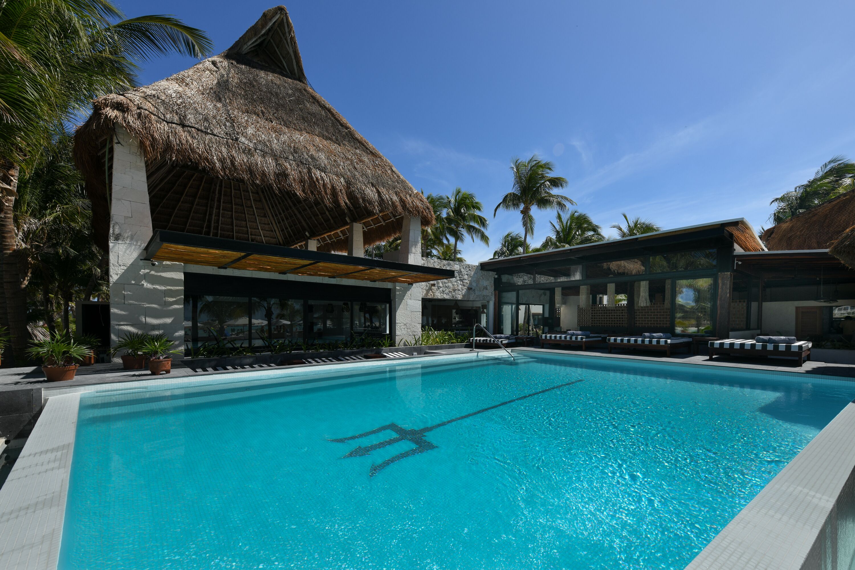 Casa del Jaguar Beach Hotel
