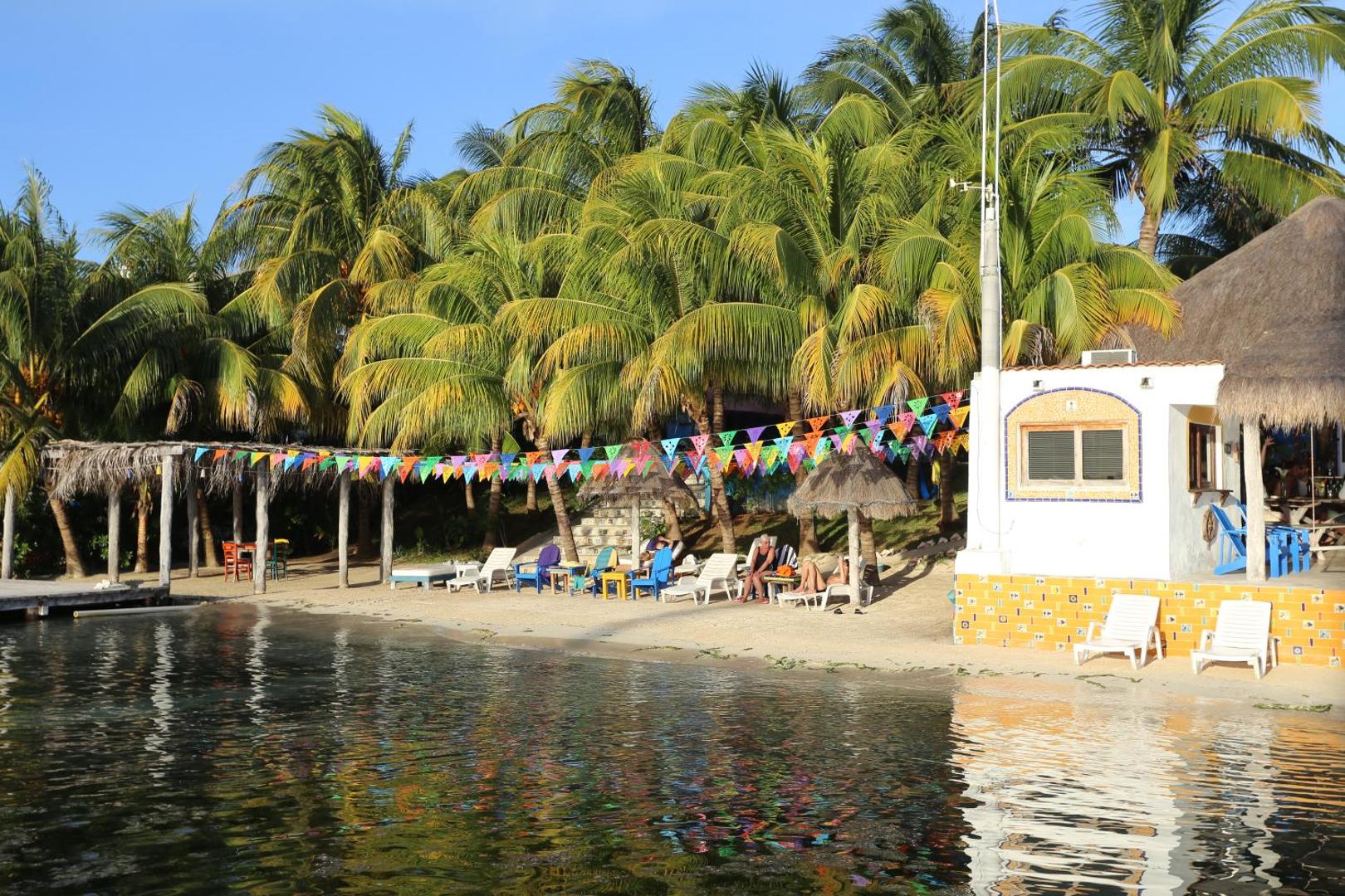 El Milagro Beach Hotel & Marina