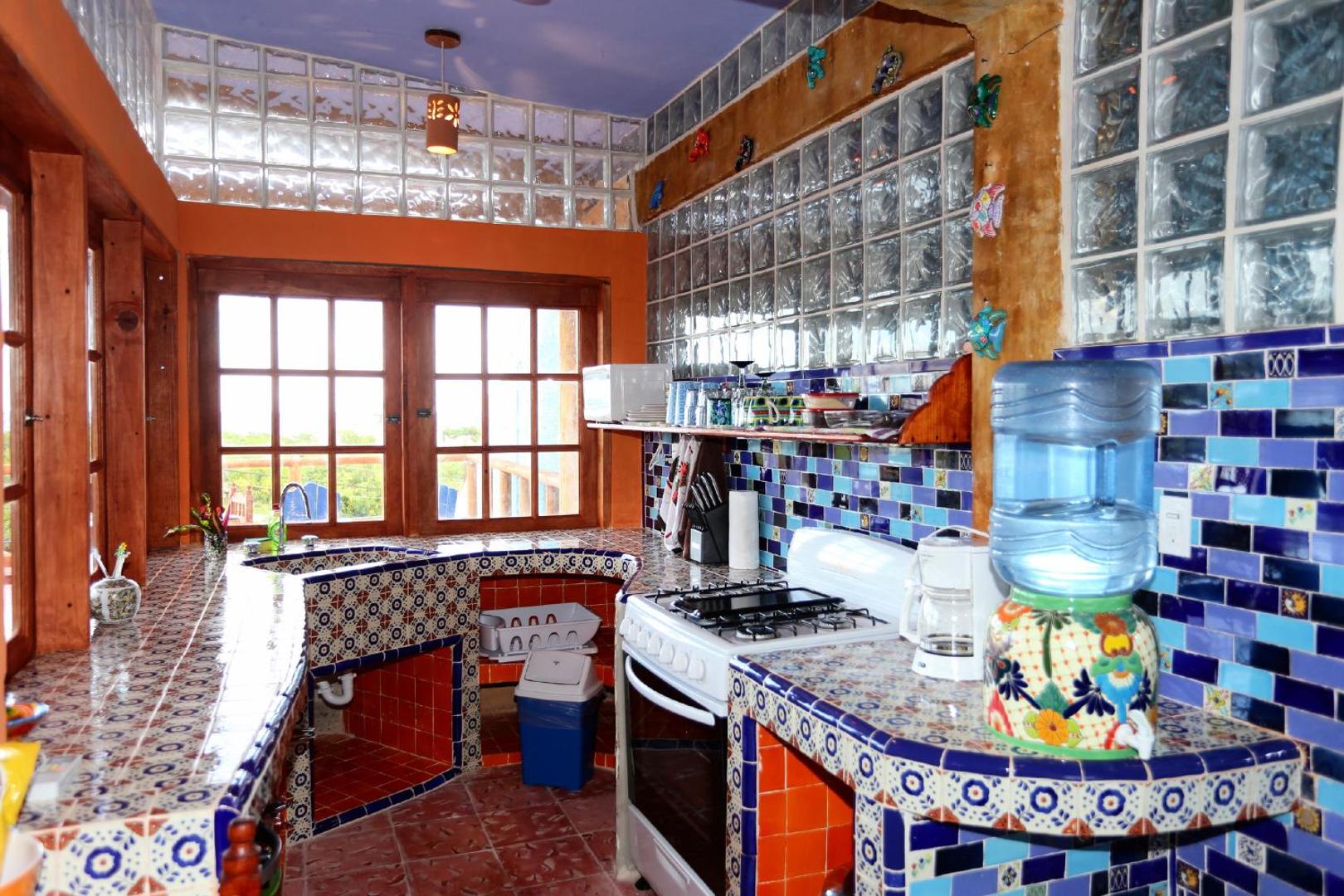 El Milagro Beach Hotel & Marina
