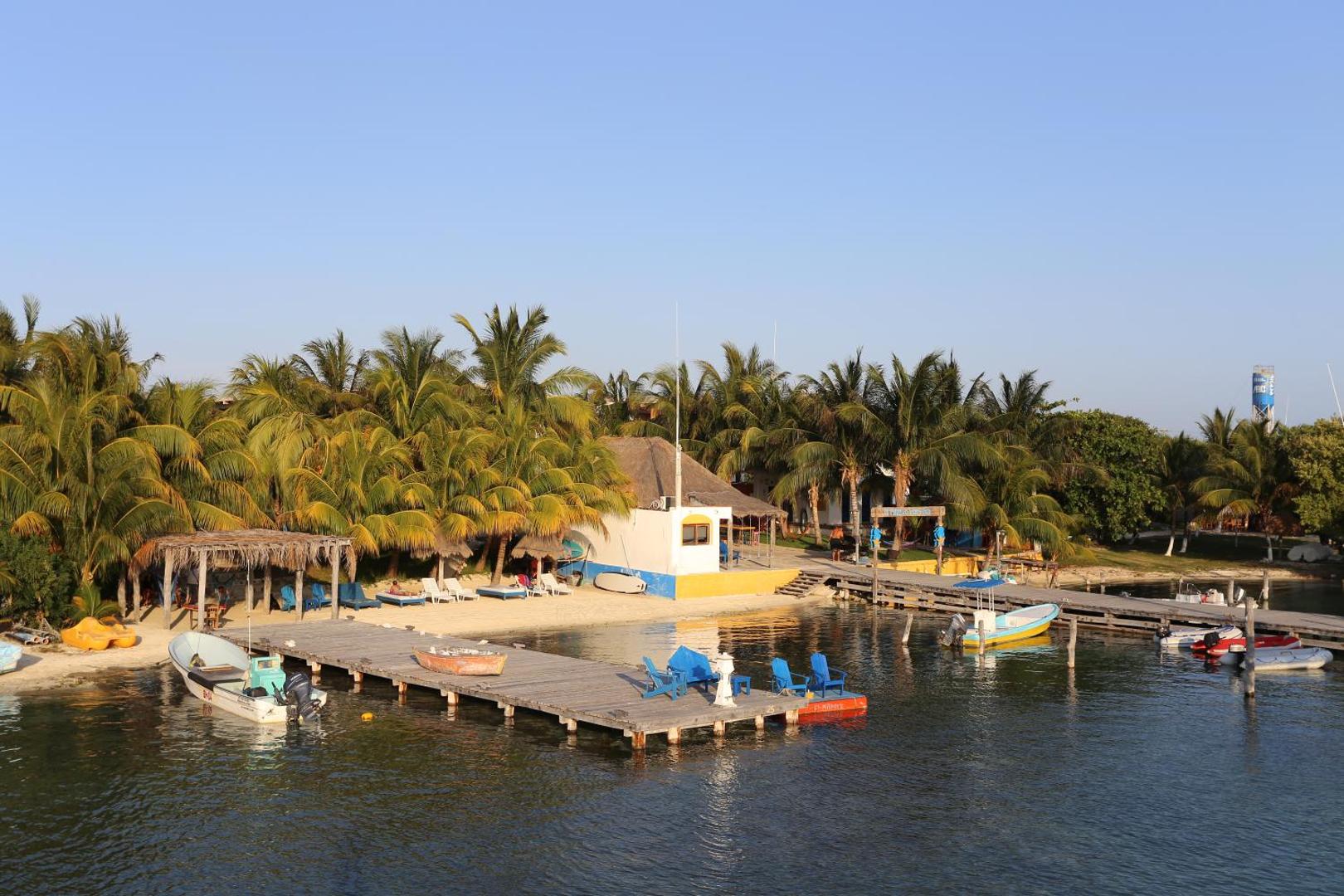 El Milagro Beach Hotel & Marina