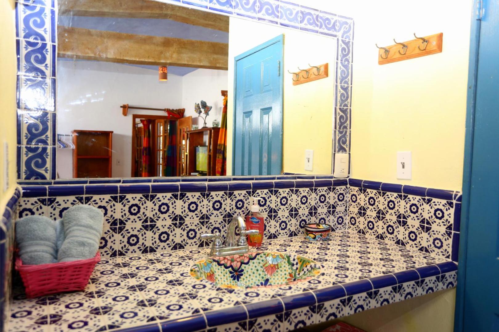 El Milagro Beach Hotel & Marina
