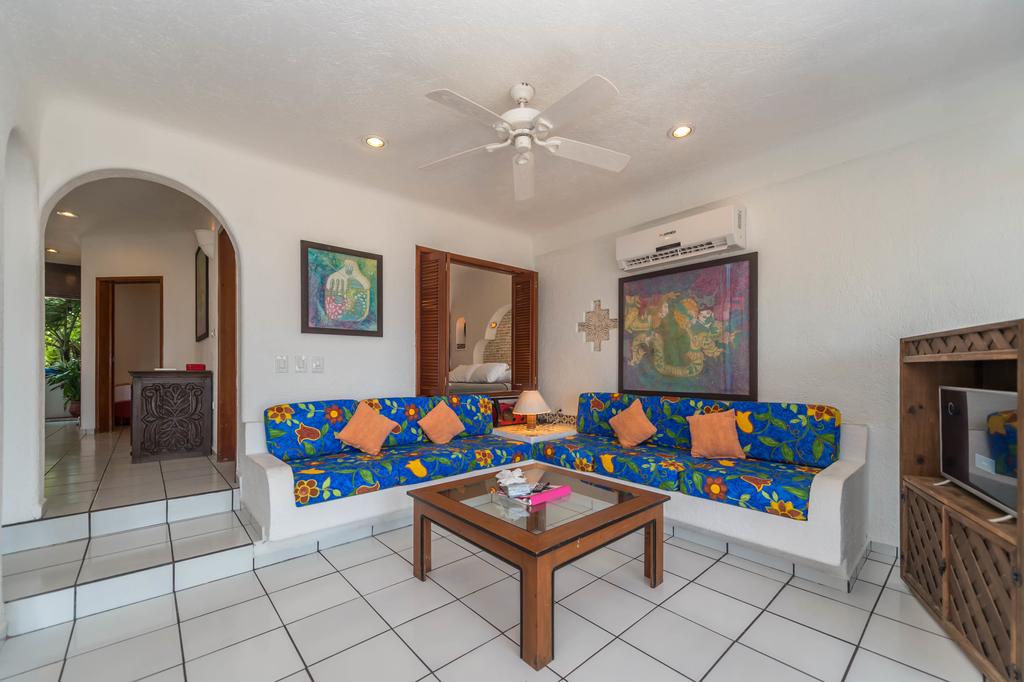 Del Sol Beachfront