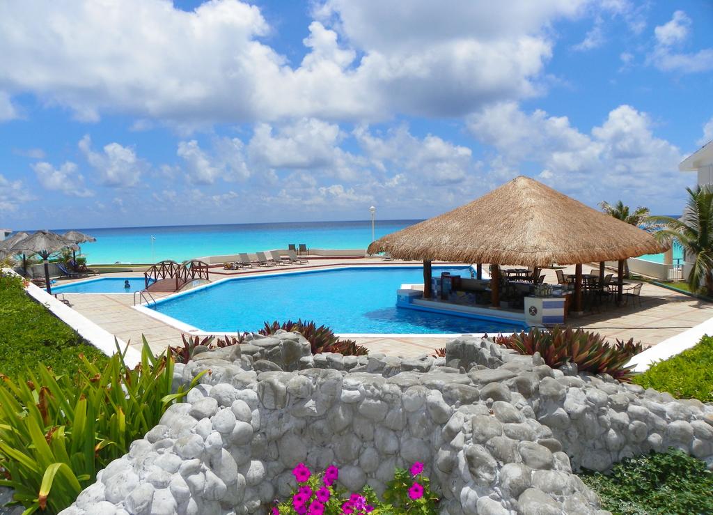 Cancun Beach Rentals - Annalisa Suites