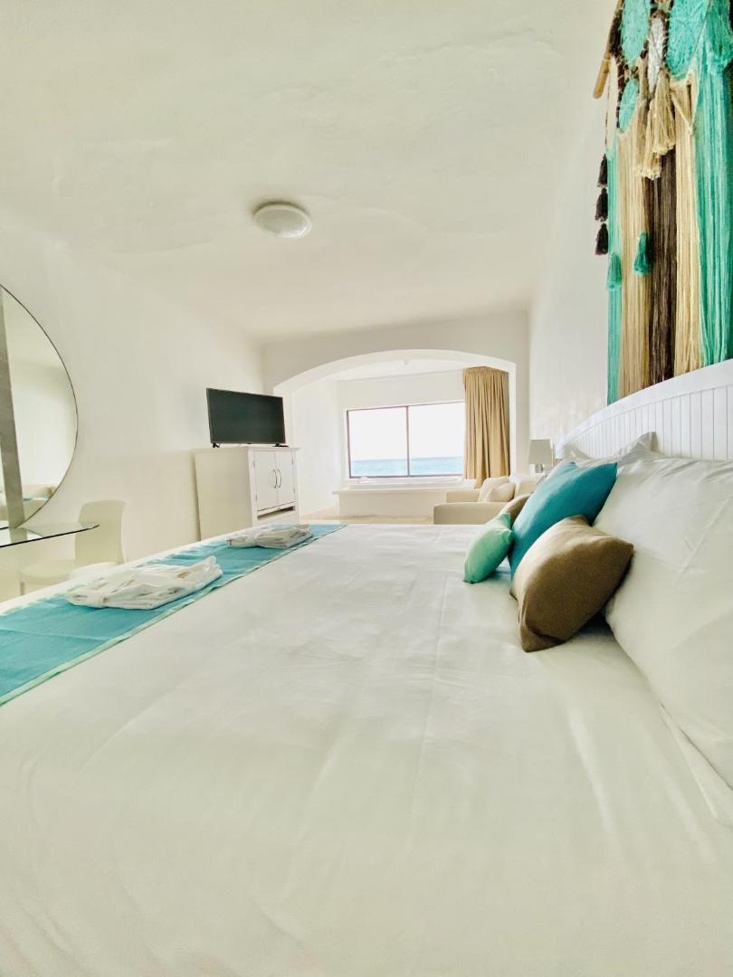 Cyan Cancun Resort & Spa