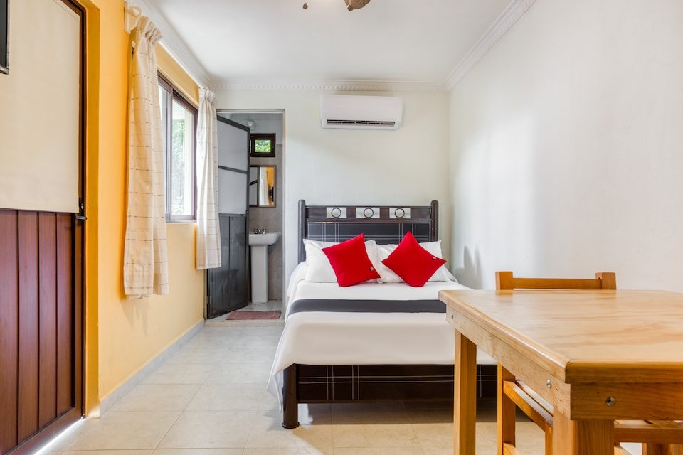 Hostal Arco Maya
