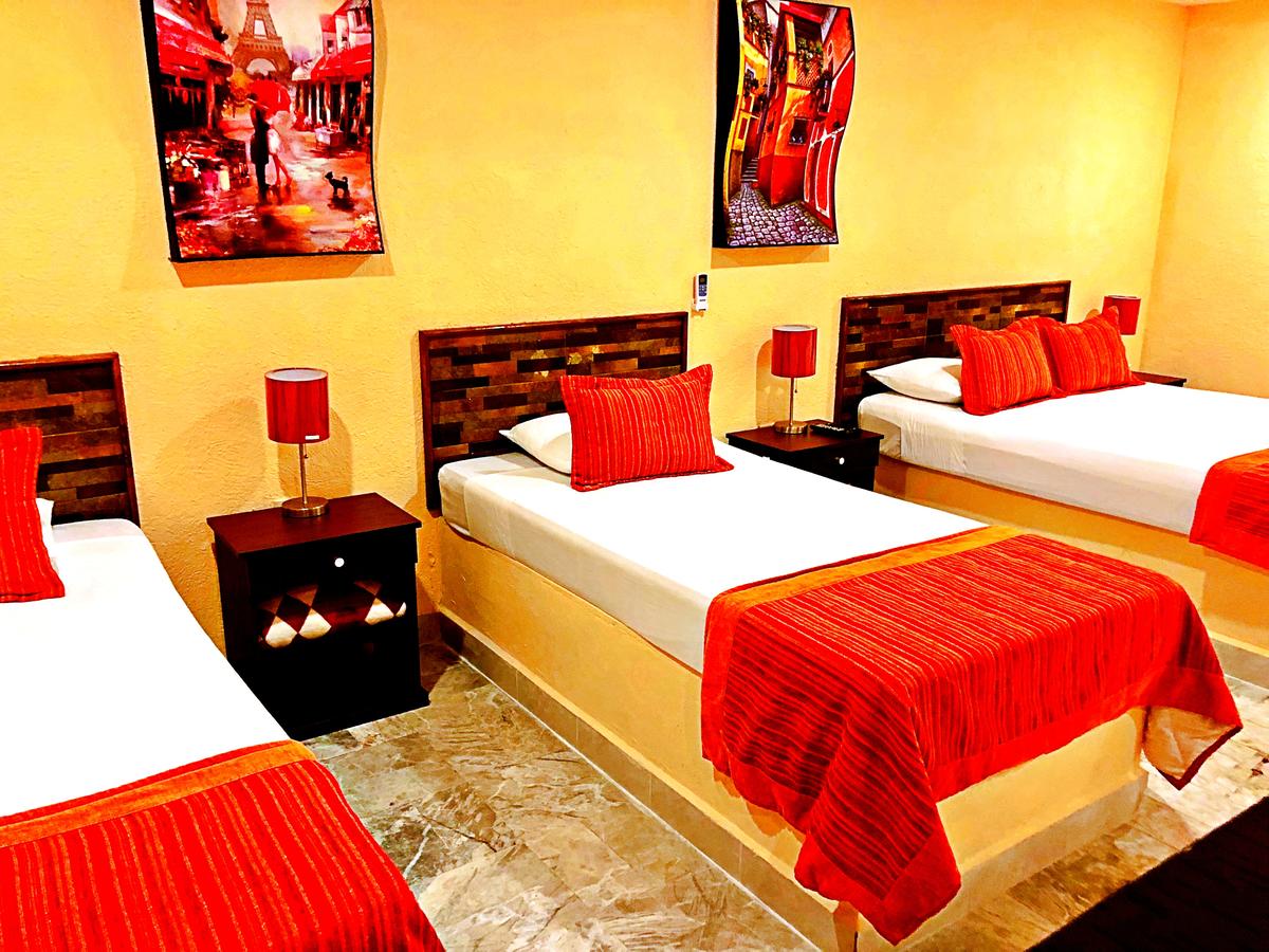 Hotel Versalles Suites