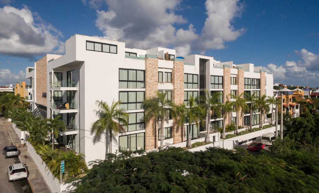 Anah Suites by Bric Vaaction Rentals