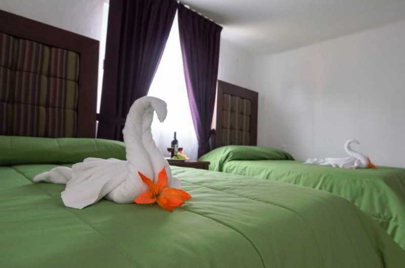 Hotel Partyholic