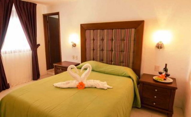 Hotel Partyholic