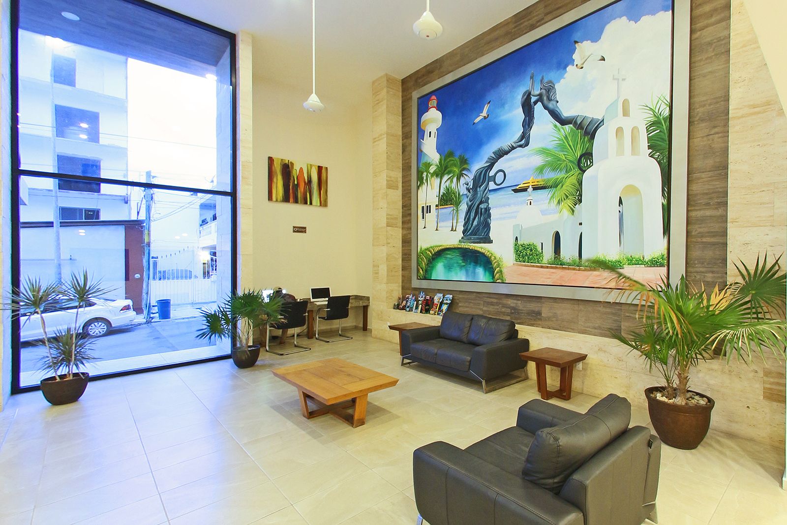 Grand Fifty Suites