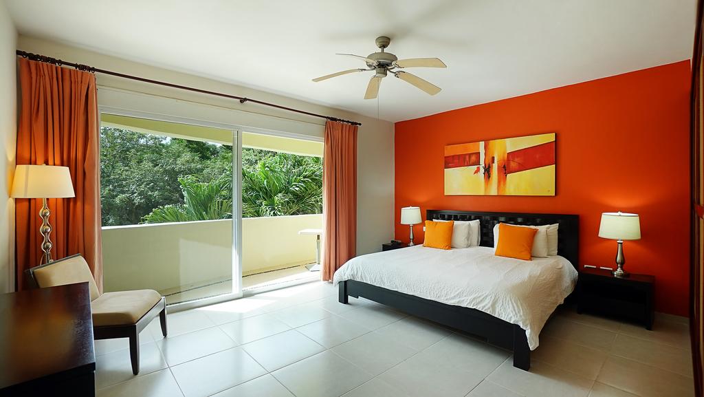 Meridian Condominium