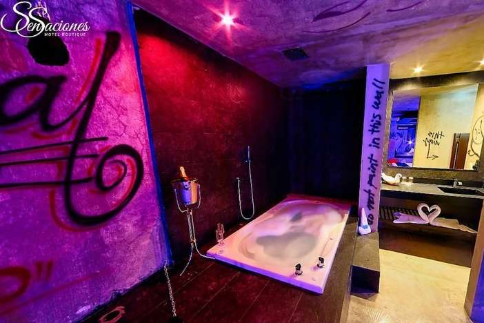 Sensaciones Motel Boutique - Adults Only